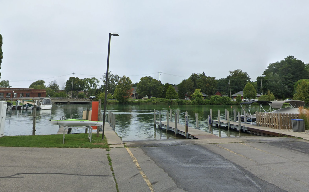 Chain of Lakes Water Trail Bridge St Access