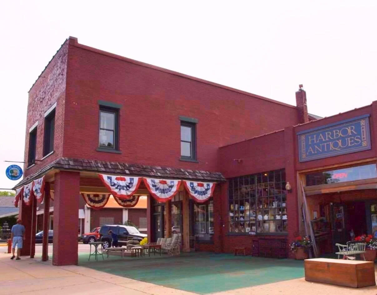 Harbor Antiques Mall 