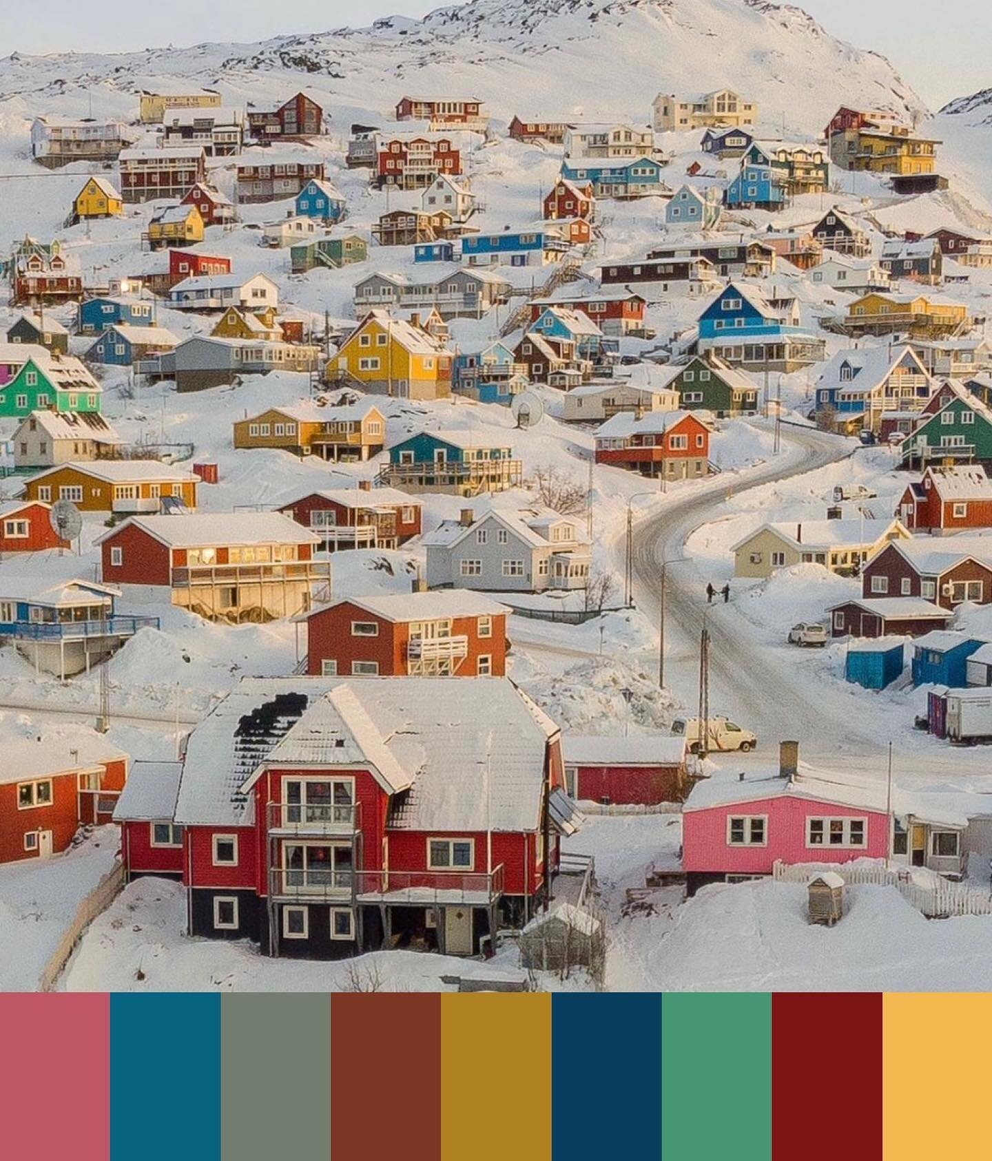 Houses in Greenland like sprinkles.
#colorpalette #greenland #greenlandclture #artdirection #productiondesign #accidentallywesanderson