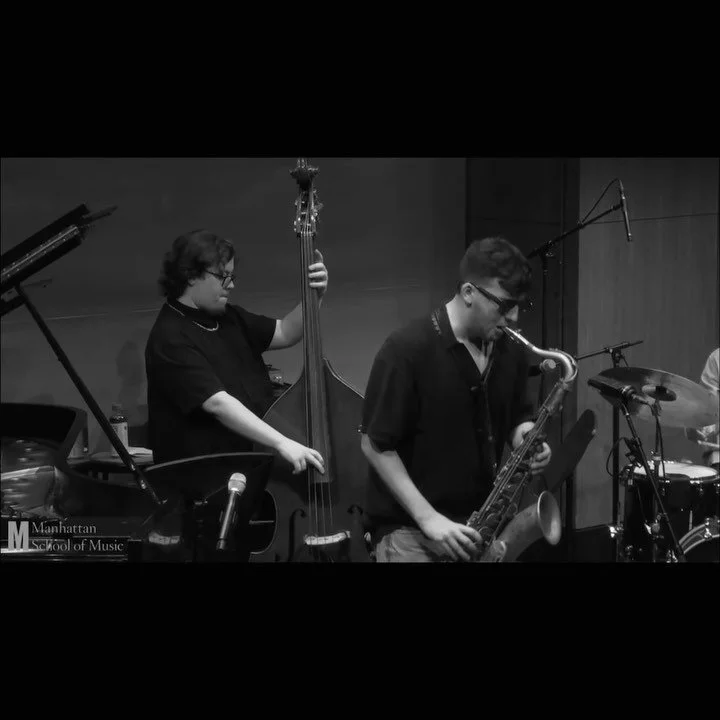 A love supreme!
@theshortestbassplayer @simon_mogul @mellotones 

#alovesupreme #johncoltrane #jazzmusic #freeimprovisation #poetry #music #spiritual #youngjazzmusicians #nycjazz