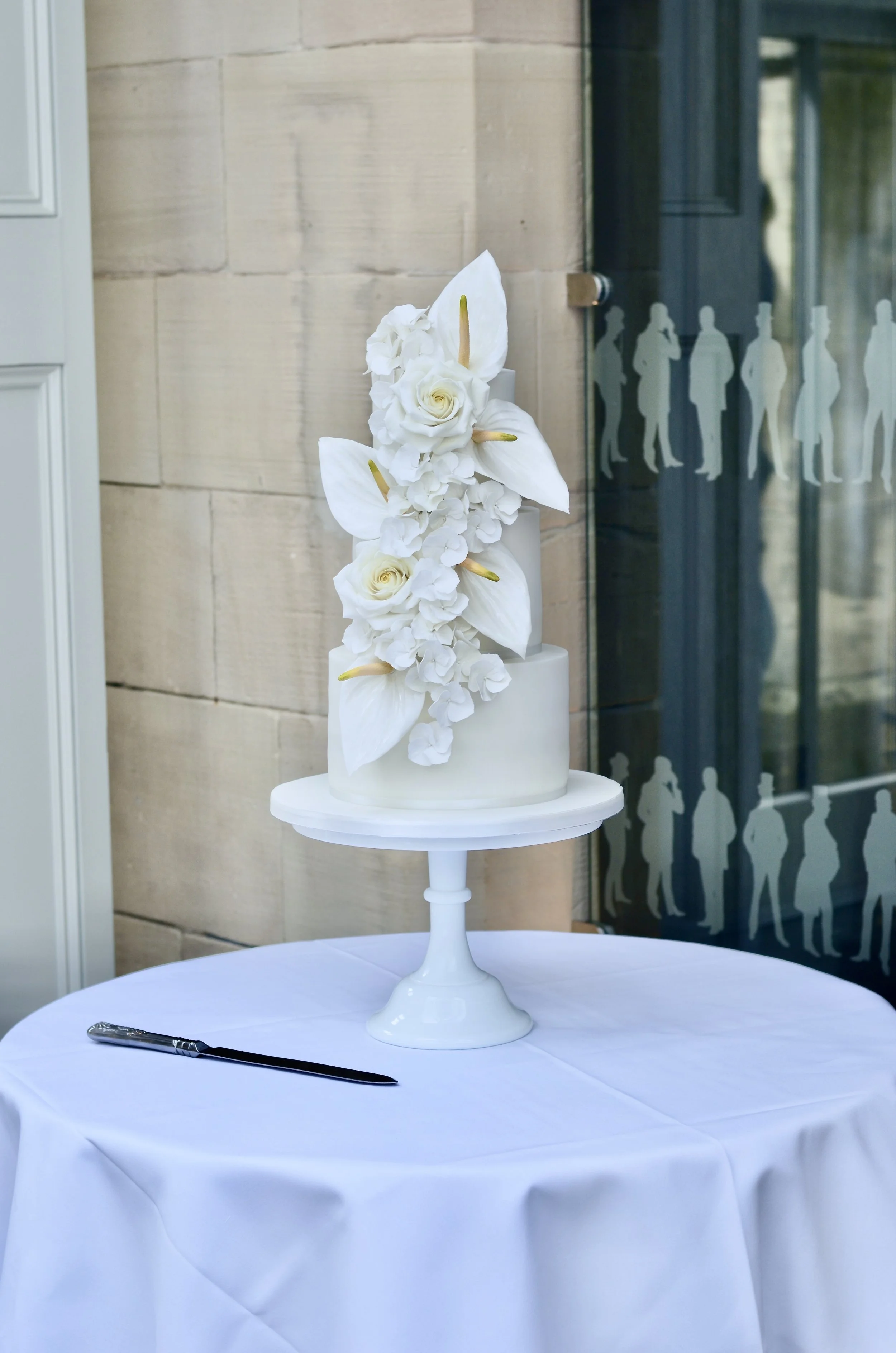 Ben the cake man sugar flowers.JPG