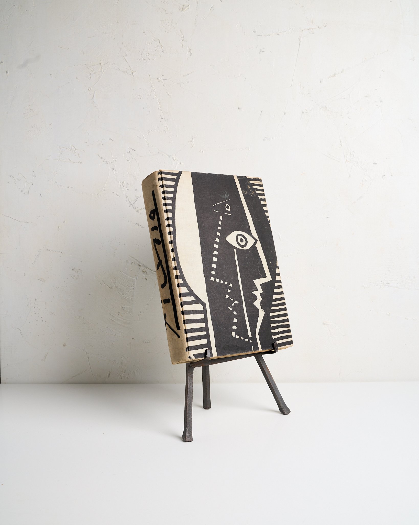 PUSH_Prop_Inventory 12_251053.jpg