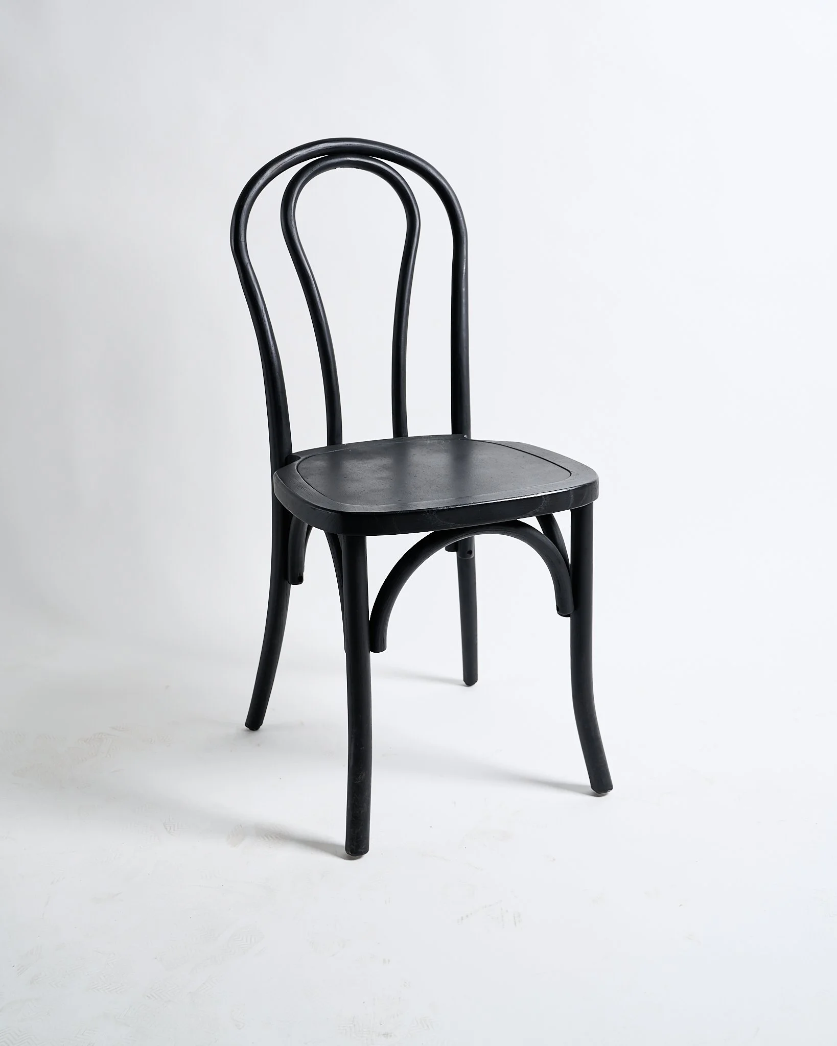 2025_LG ITEMS_Vase_Stool_Chairs0009.jpg