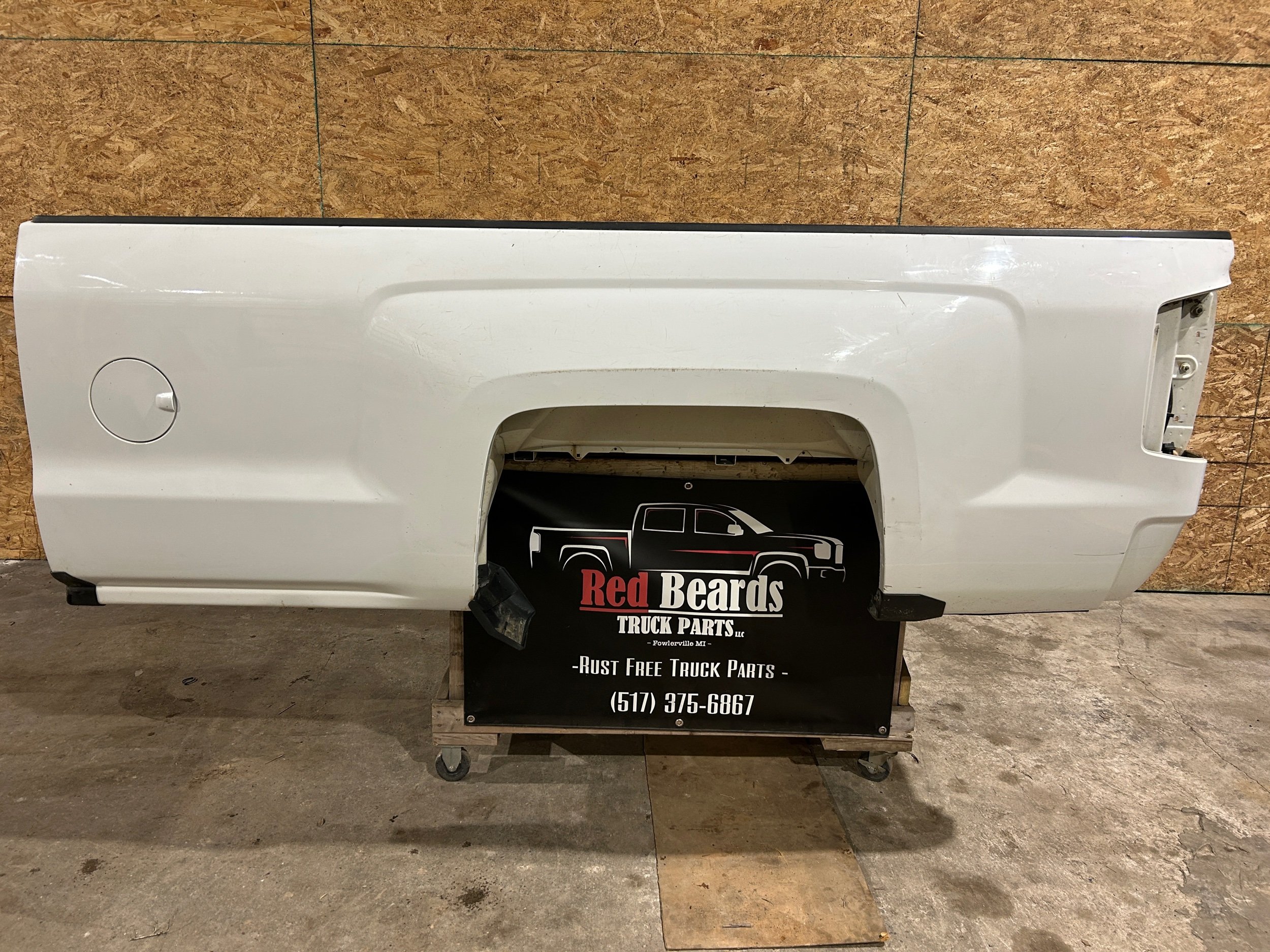 White 14-18 6.5ft Chevy Bed #25169