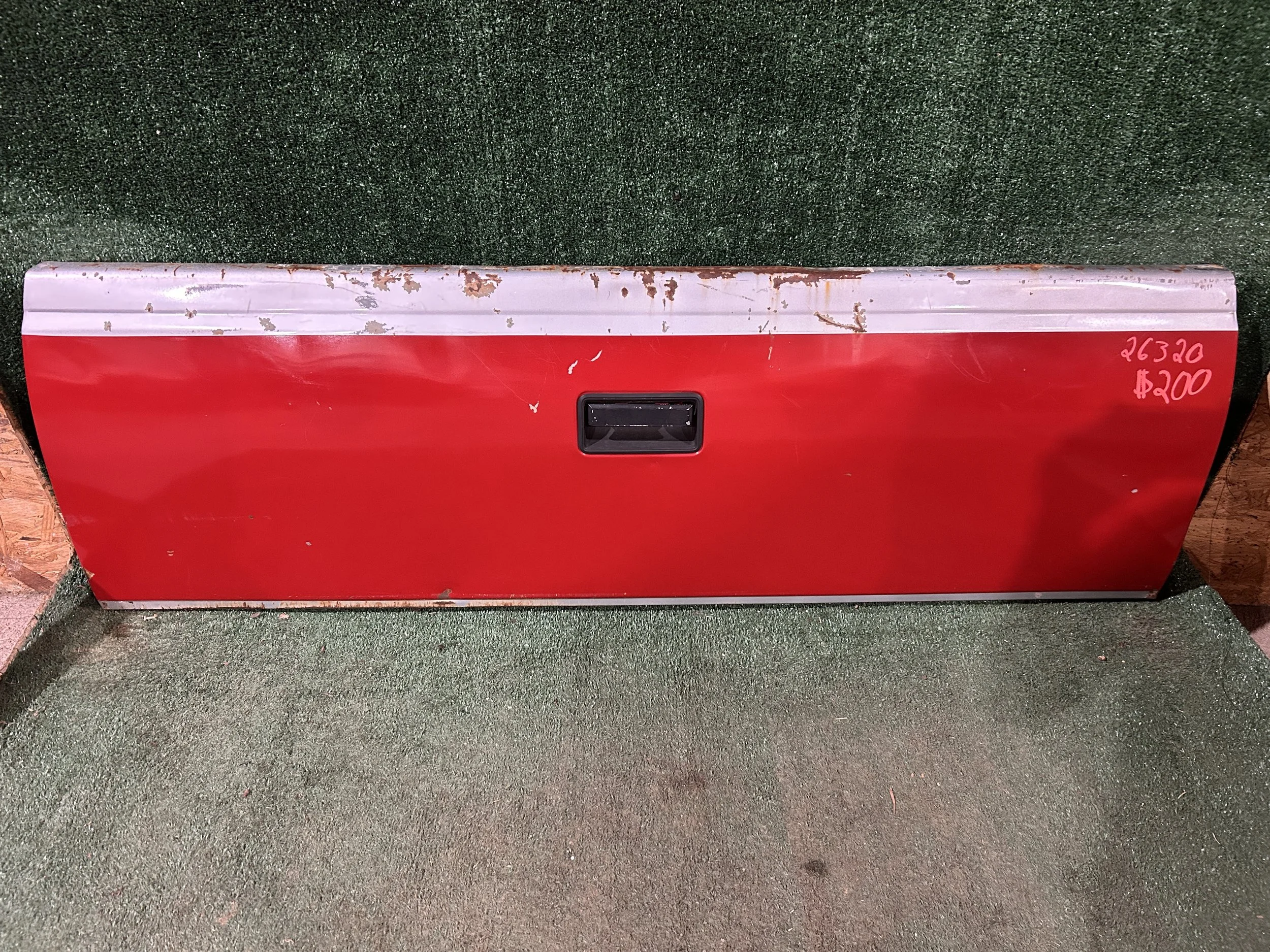 Red W/ Silver 88-98 Tailgate #26320