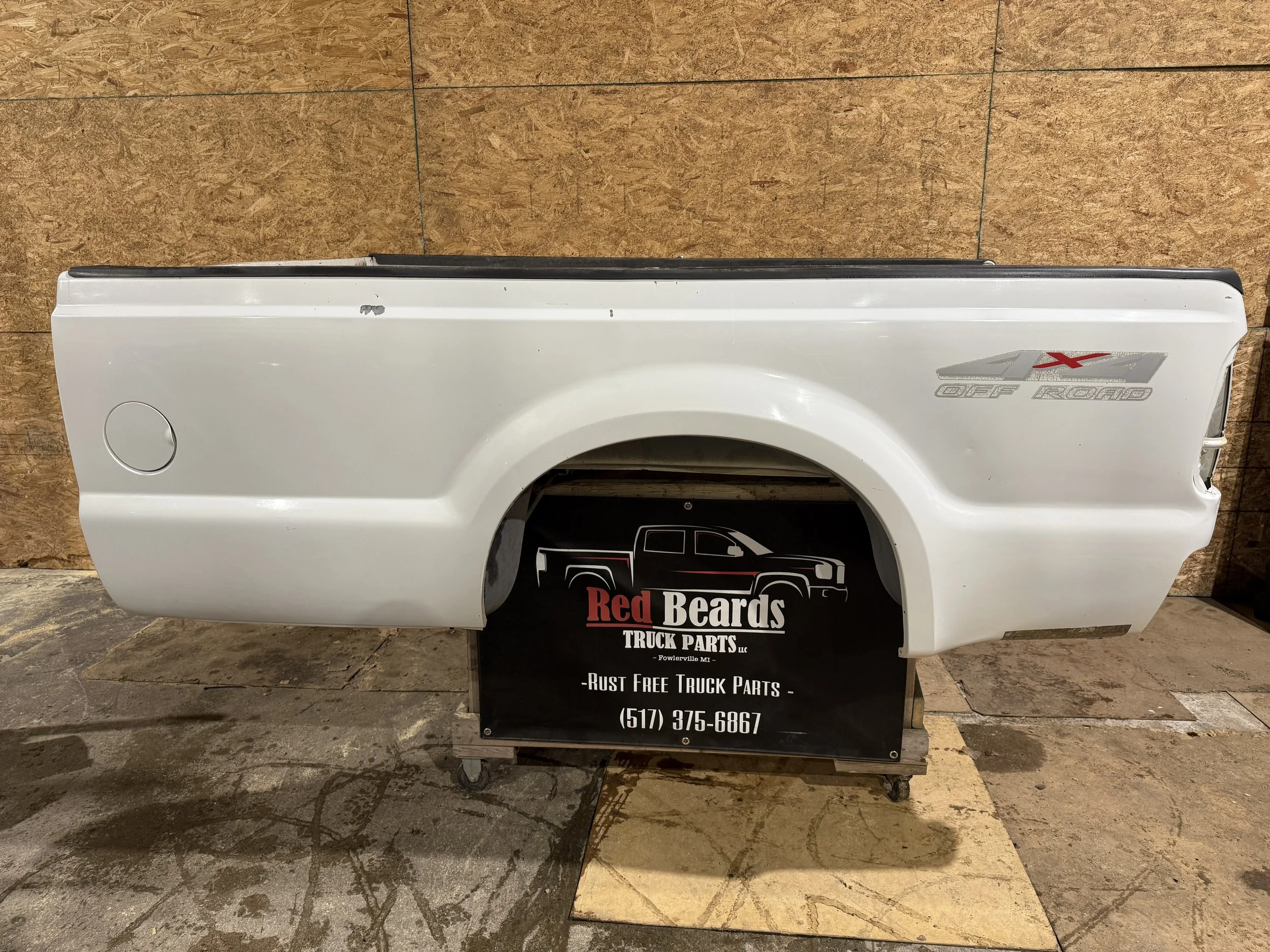 White 99-10 Super Duty Long Bed #25656
