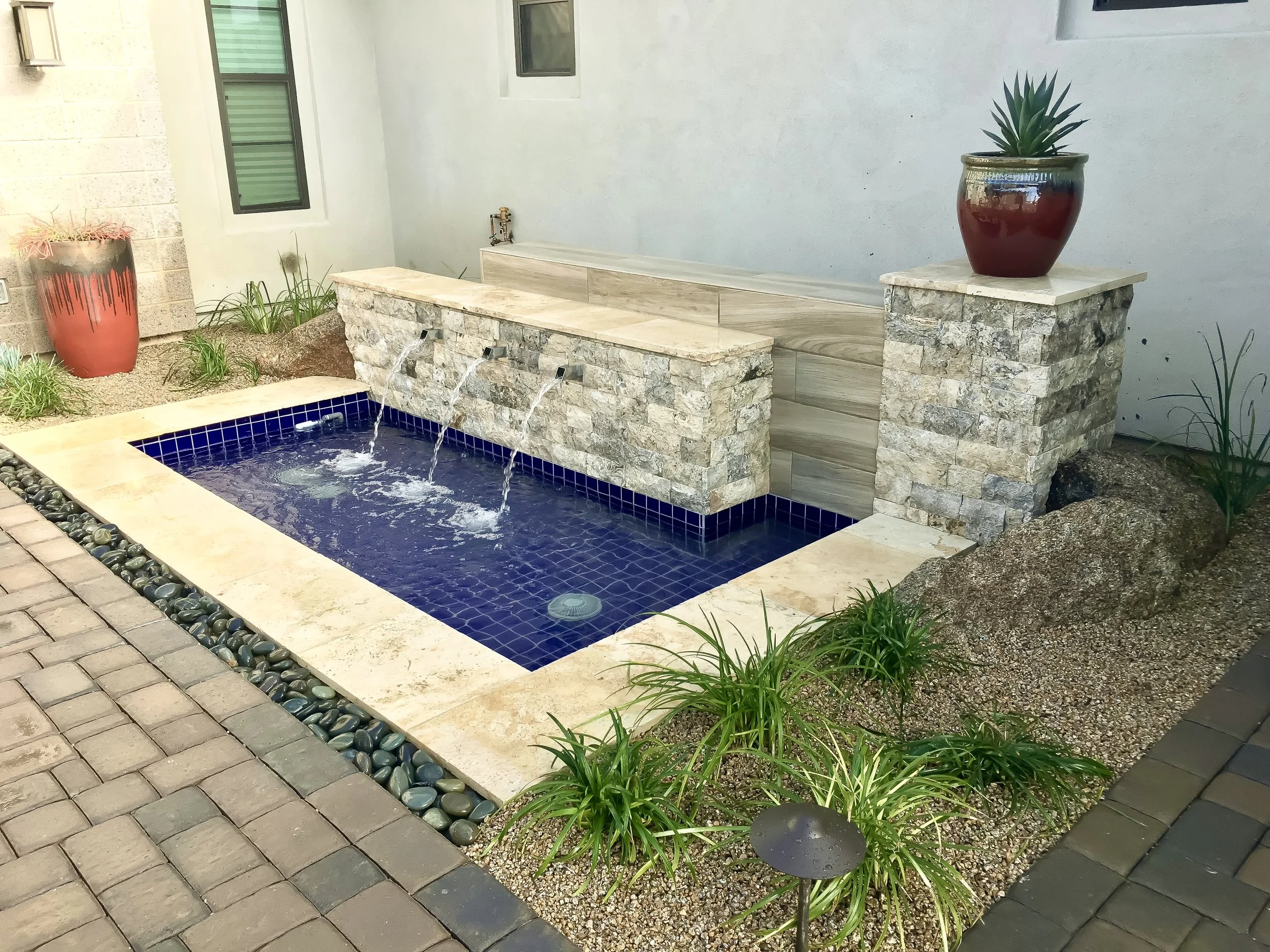 stackstone layered  water feature scuppers 2x2 cobalt blue tiles