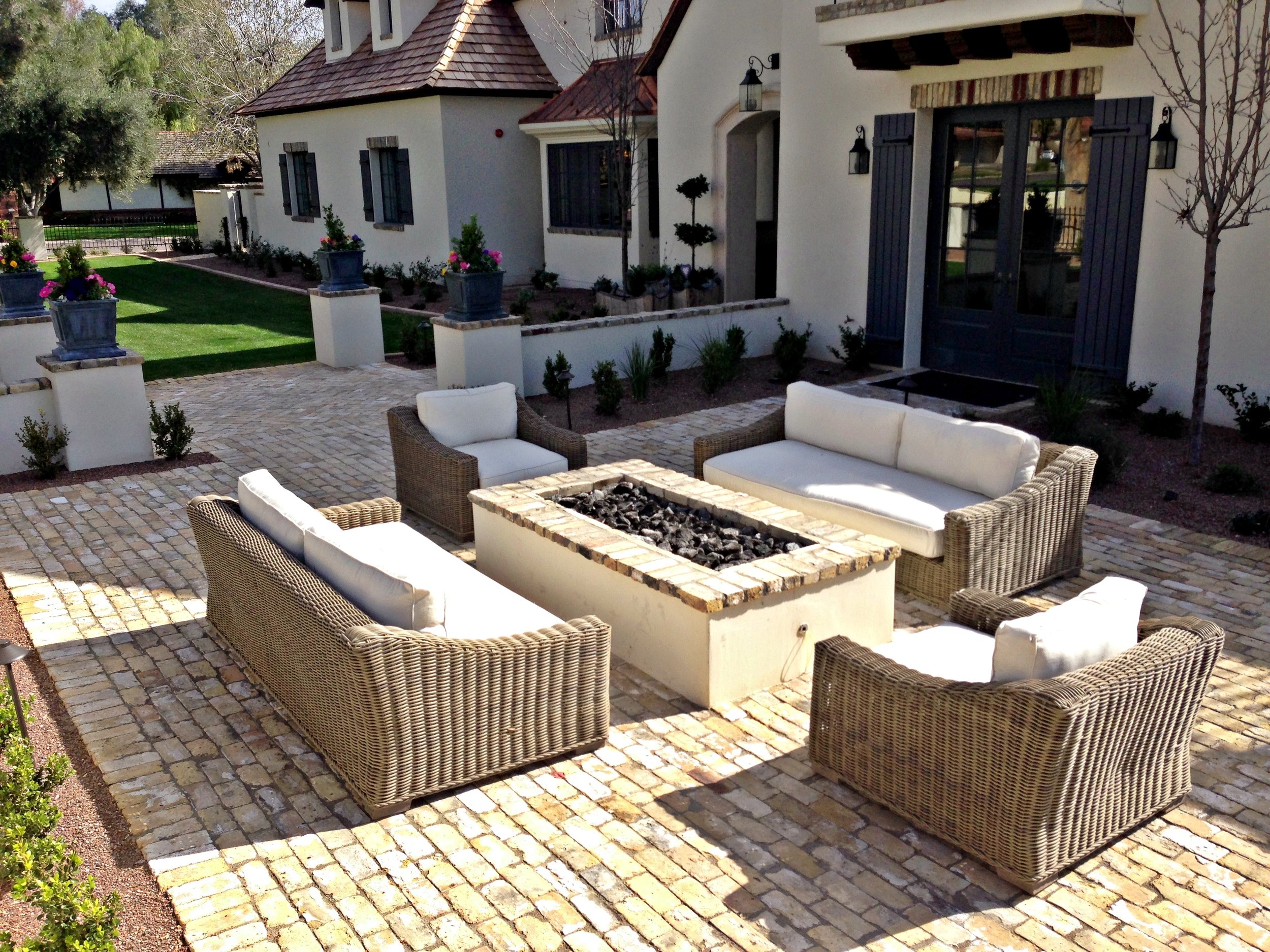 classic fire pit family entertainment smores