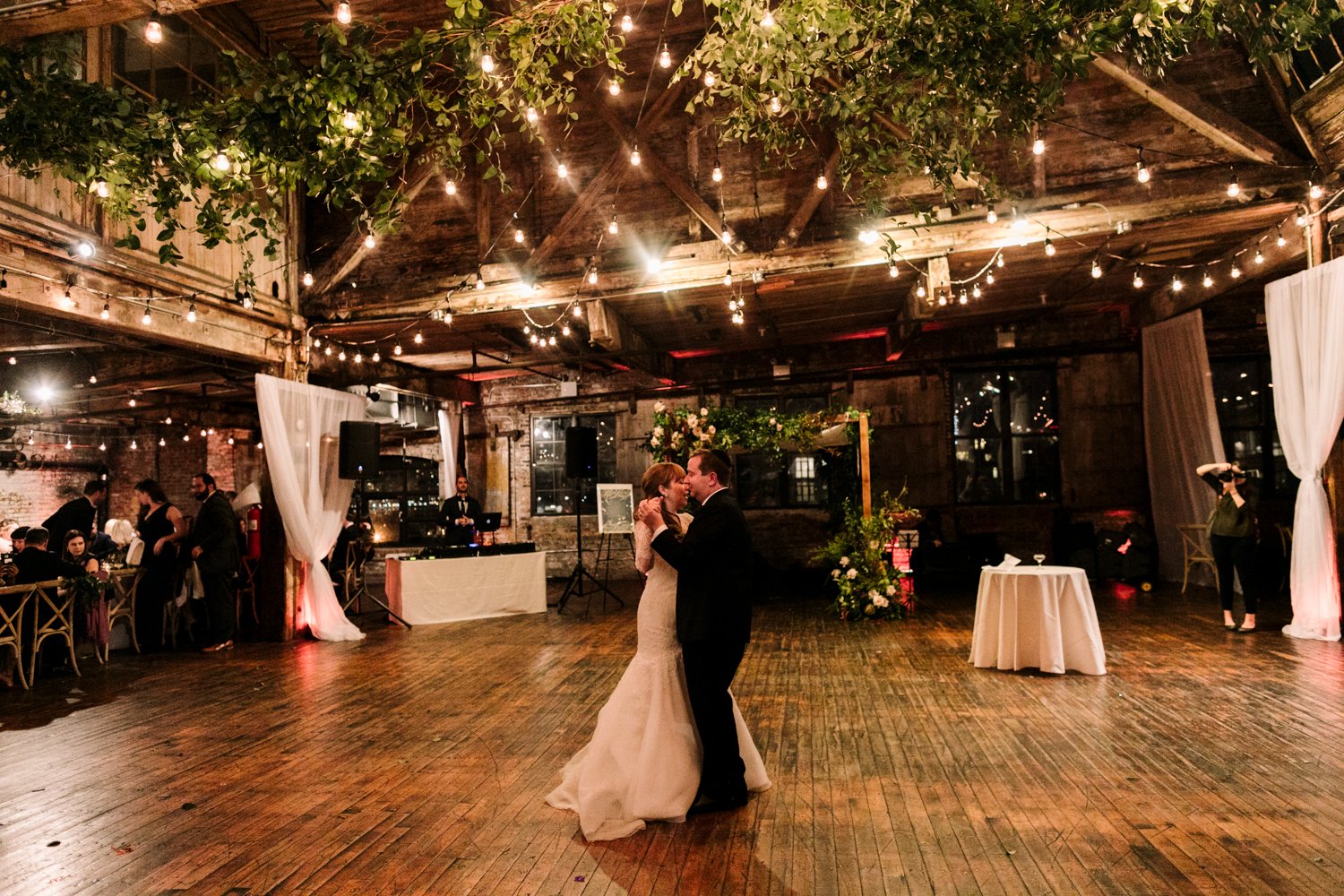 Greenpoint-loft-wedding-110.jpg