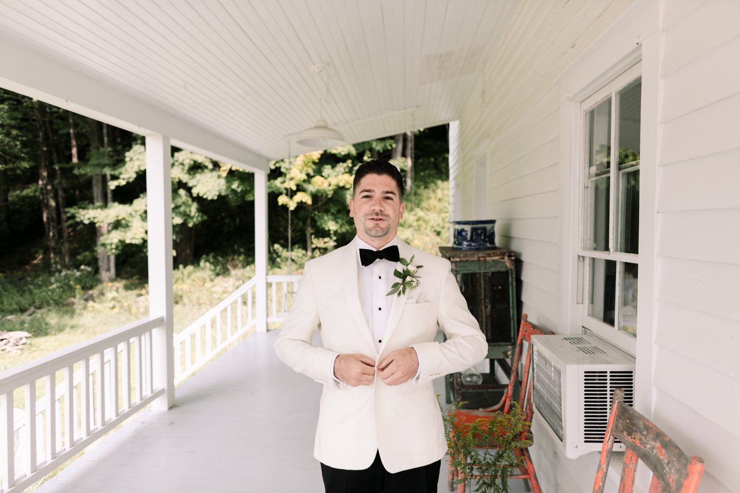 Handsome-Hollow-Catskills-wedding-photographer-18.jpg