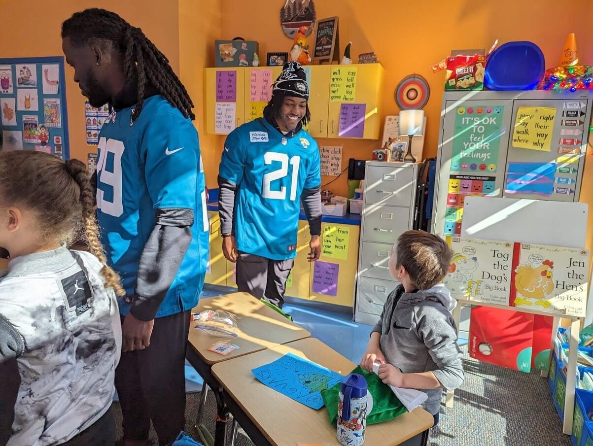 We were paid a visit by some special guests this week when the Jags came to visit Intercoastal! They had a chance to visit each of our classrooms where the students excitedly welcomed them with handmade posters and cheers! 🐆🏈🐾

The players even ha