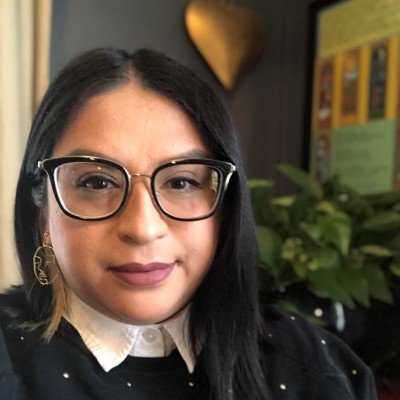 Claudia Avila Cosnahan