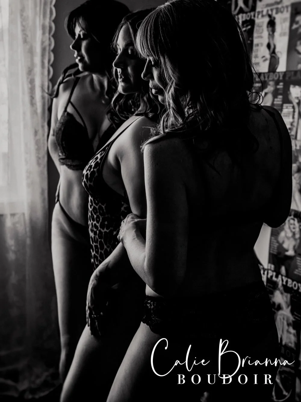 Bestie Energy ✨
Consider this your sign to grab your girlfriends and not only book a solo session but a group session too. Boudoir is even more fun when you get to share it with your favourite people. 

This is the ultimate girls&rsquo; day and perfe