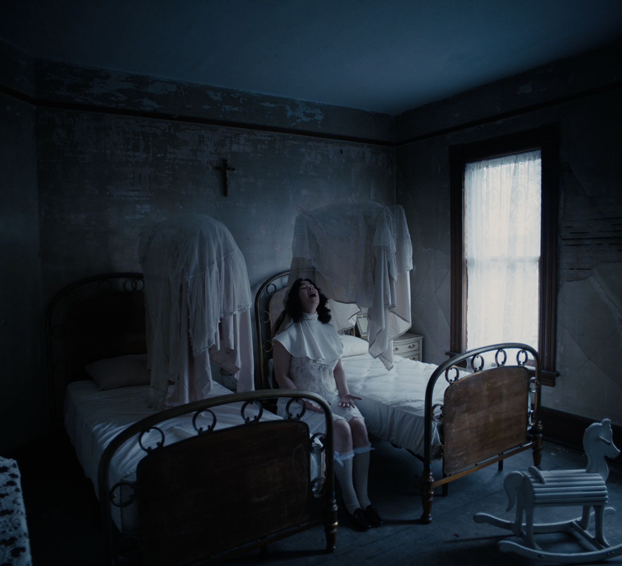 Mitski 'If I Leave'