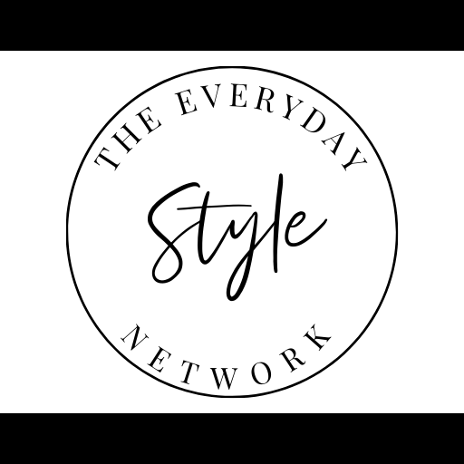 The Everyday Style Network logo indicating Laura Longmire's wardrobe stylist certification credentials