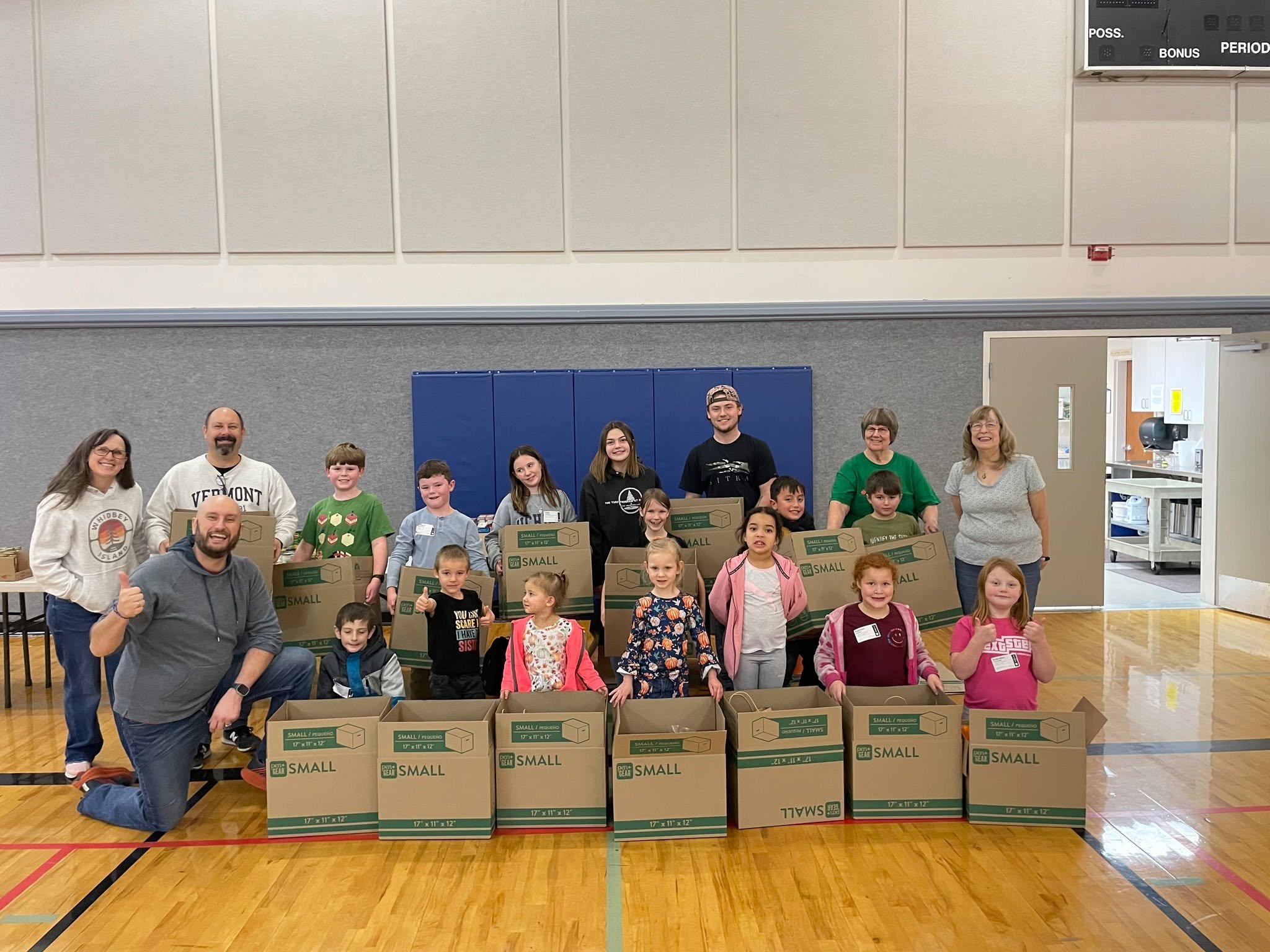 Thanks to your generosity we were able to provide Thanksgiving meals to over 40 families from Pope Francis Haven and Greenacres Middle School. A special thanks to KidsMin and the group of adults who helped us pack and deliver. 

You are a blessing to
