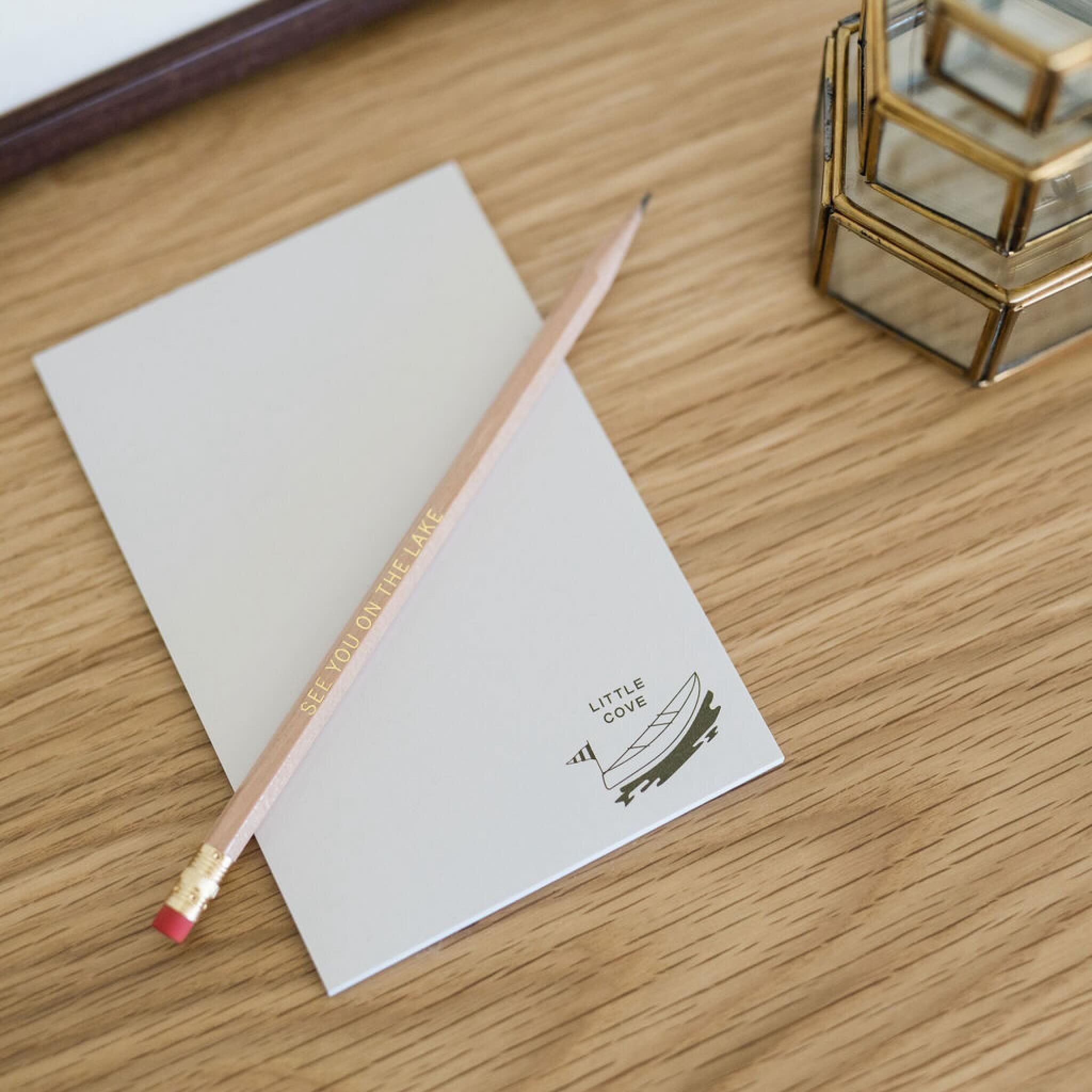 Who else loves a cute hotel notepad?! Forget the mini toiletries&hellip;the notepad is our favorite thing to bring home as a little souvenir from our stay! 📝
Given our love of the hotel notepad, we knew that we just had to have one of our own at Lit
