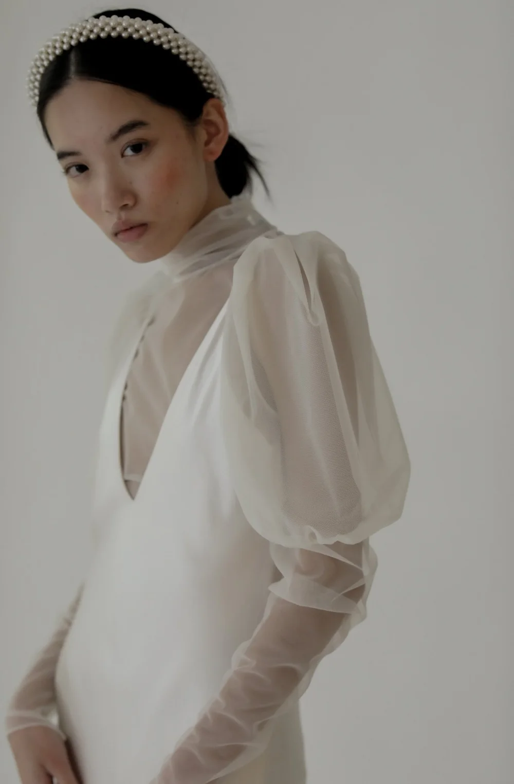 Perla Headband by A.B. ELLIE Bridal Accessories — A.B. ELLIE display picture 3