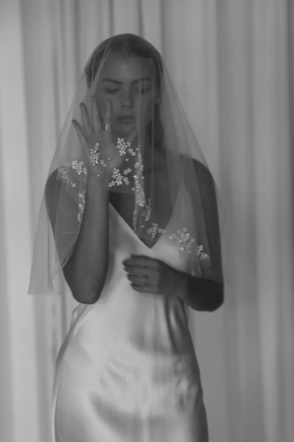Sonia Pearl Mantilla Veil - Sale — A.B. ELLIE display picture 1