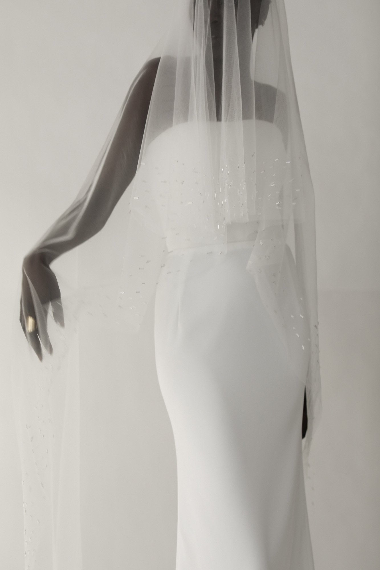 nova-edge-veil-abellie-bridal-accessories-18.jpg