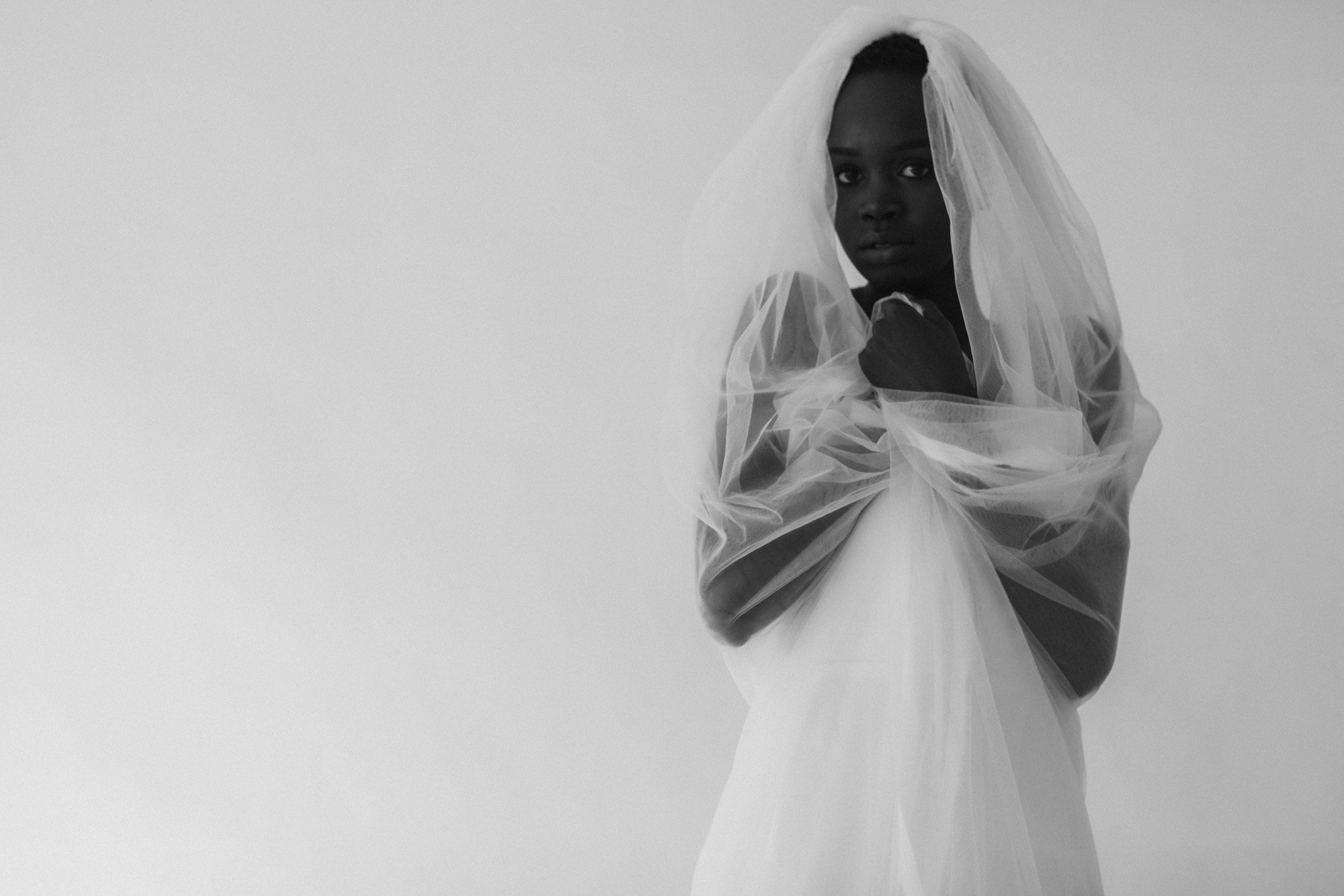 freya-edge-veil-abellie-bridal-accessories-43.jpg