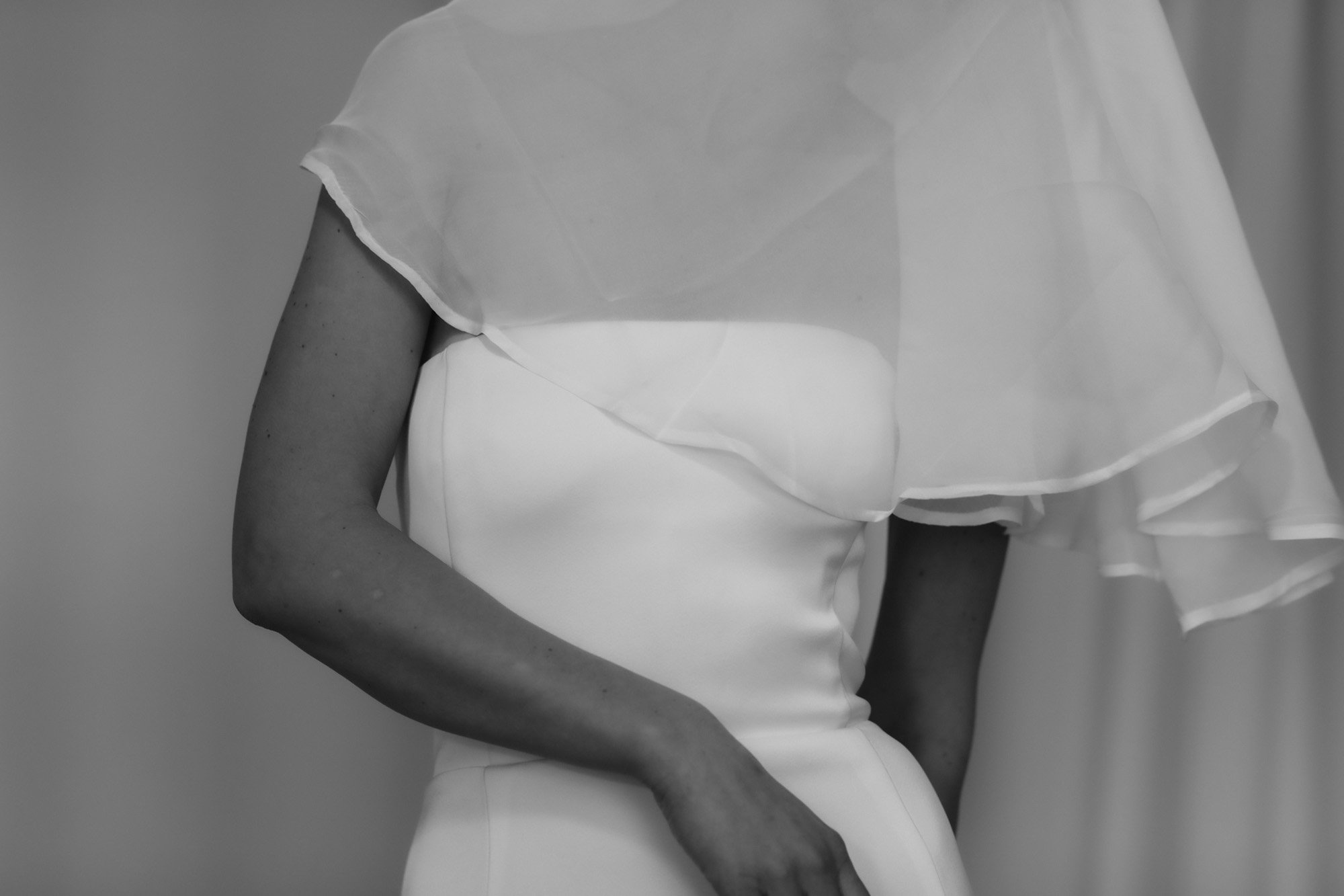 chiffon-circlet-veil-abellie-bridal-accessories-04.jpg