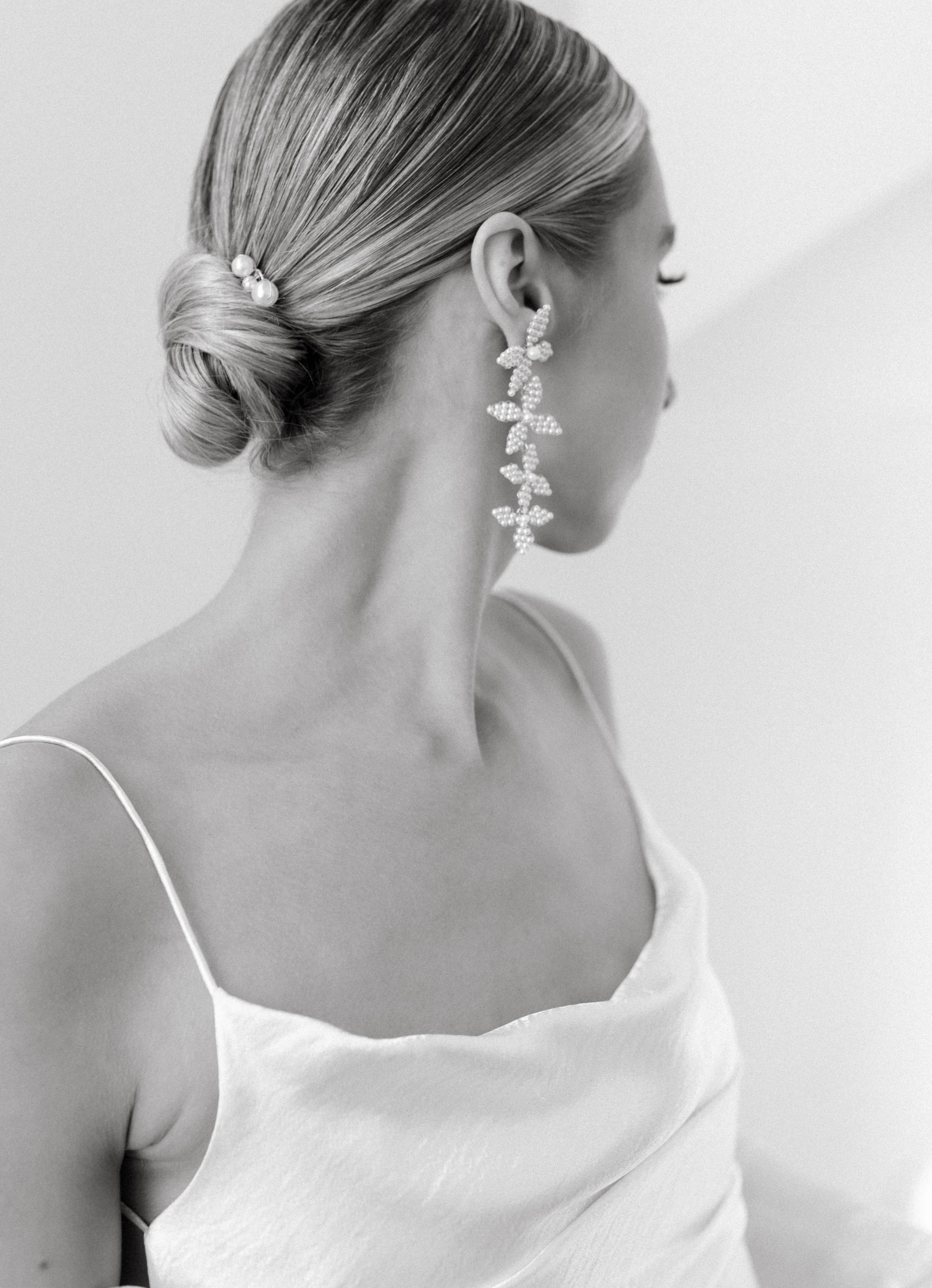 harlow-pearl-earrings-by-abellie-bridal-accessories-realwedding-chadand-andie-04.jpg