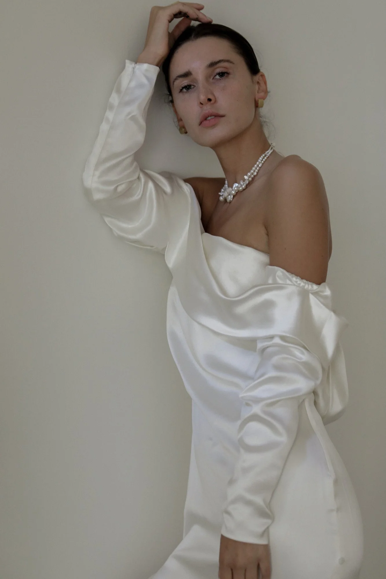 bb20-bon-bride-wedding-gown-and-abellie-bridal-earrings-21.jpg