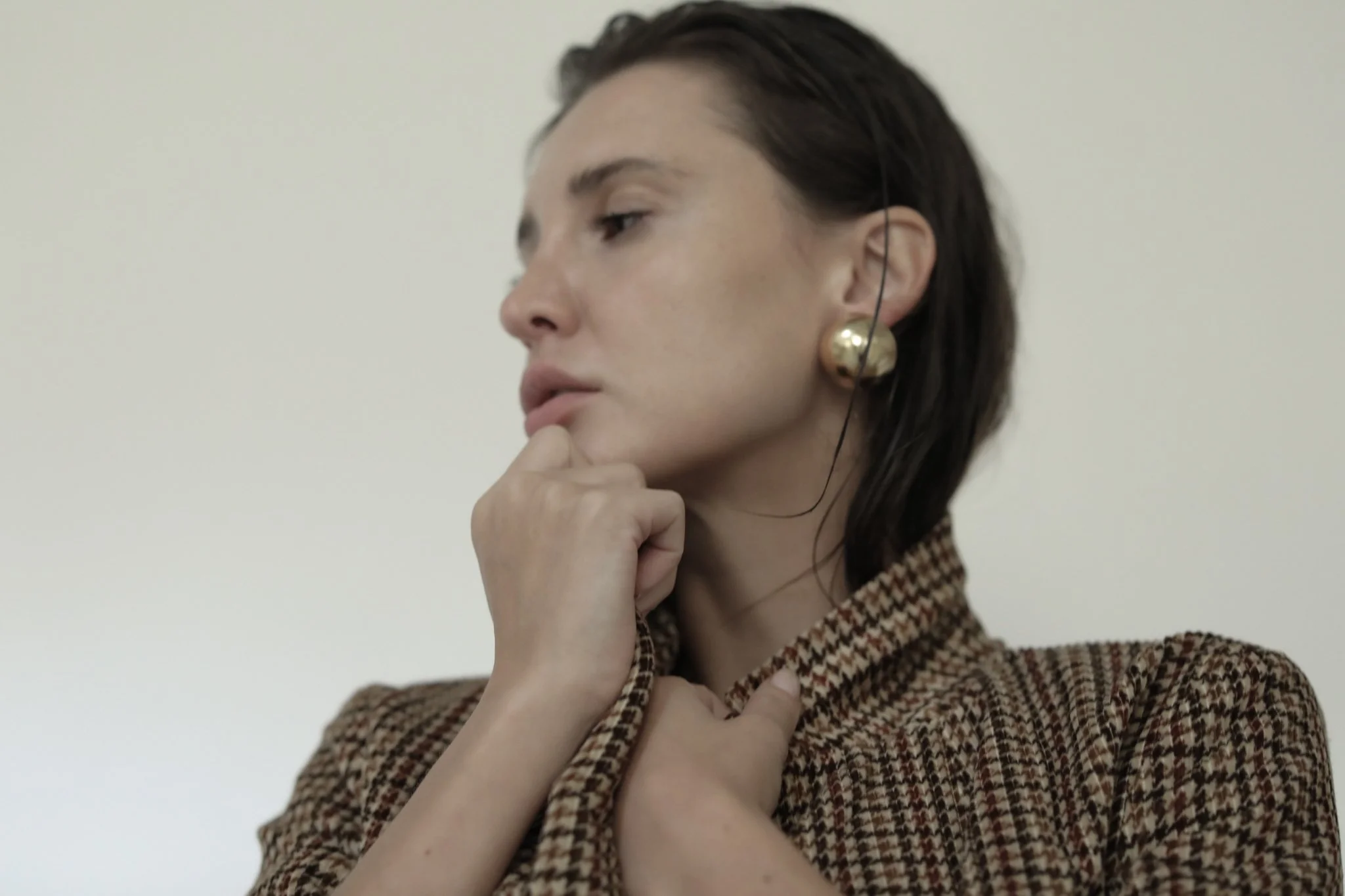rowe-gold-spehere-stud-earrings-abellie-1.jpg