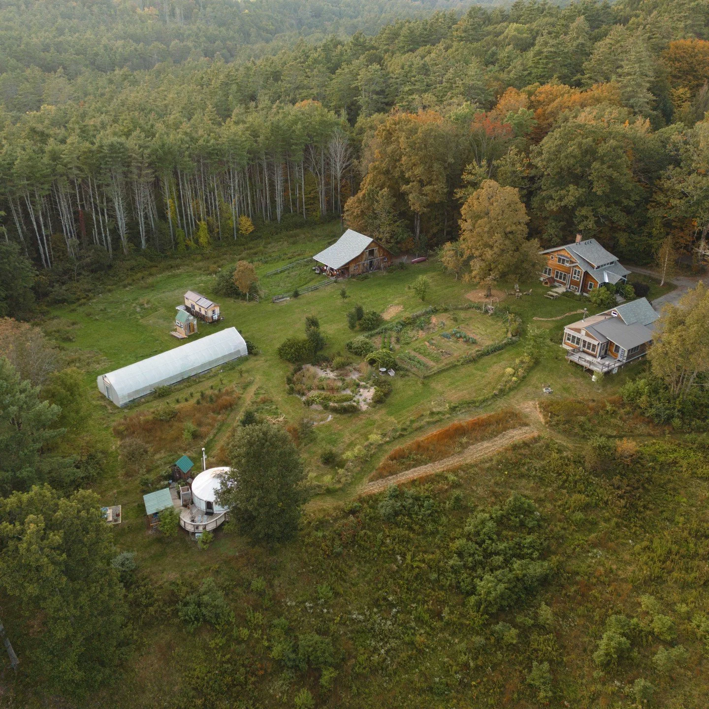 If you've stayed with us before, would you stay with us again? 

📷 by our friend and photo guru @ethanabitz ❤️