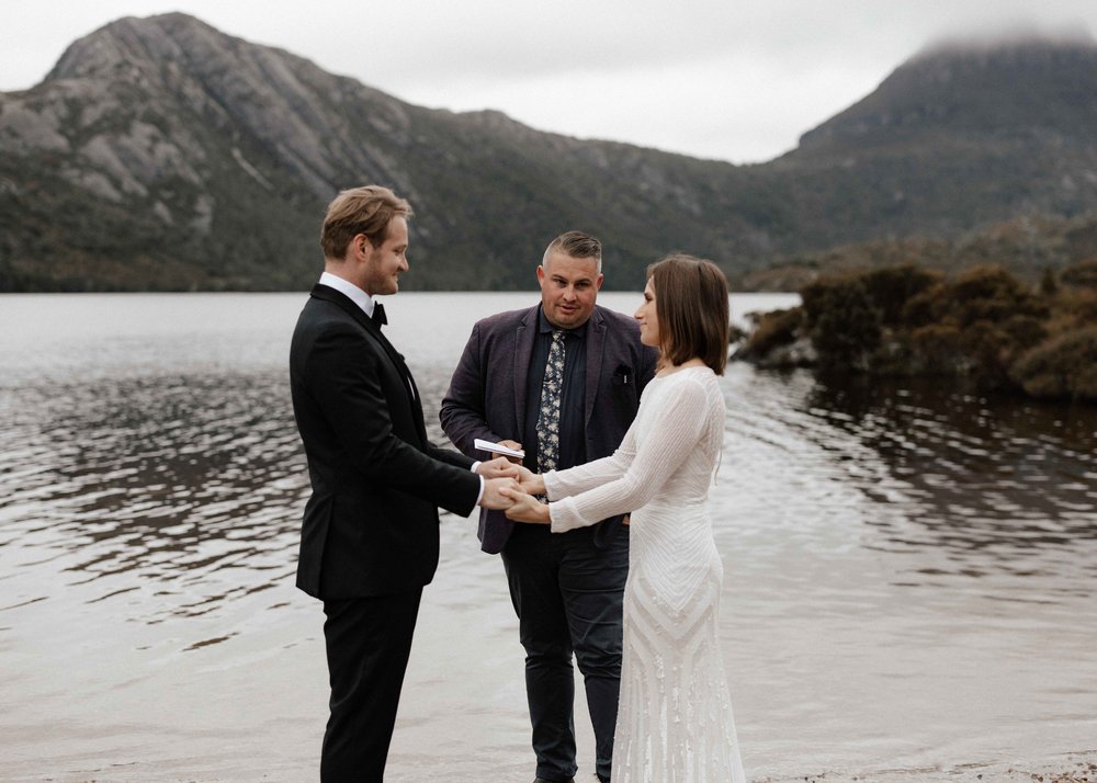 A&J.Elopement.wedding.Tasmania.Cradle.mountain.hobart-25.jpg