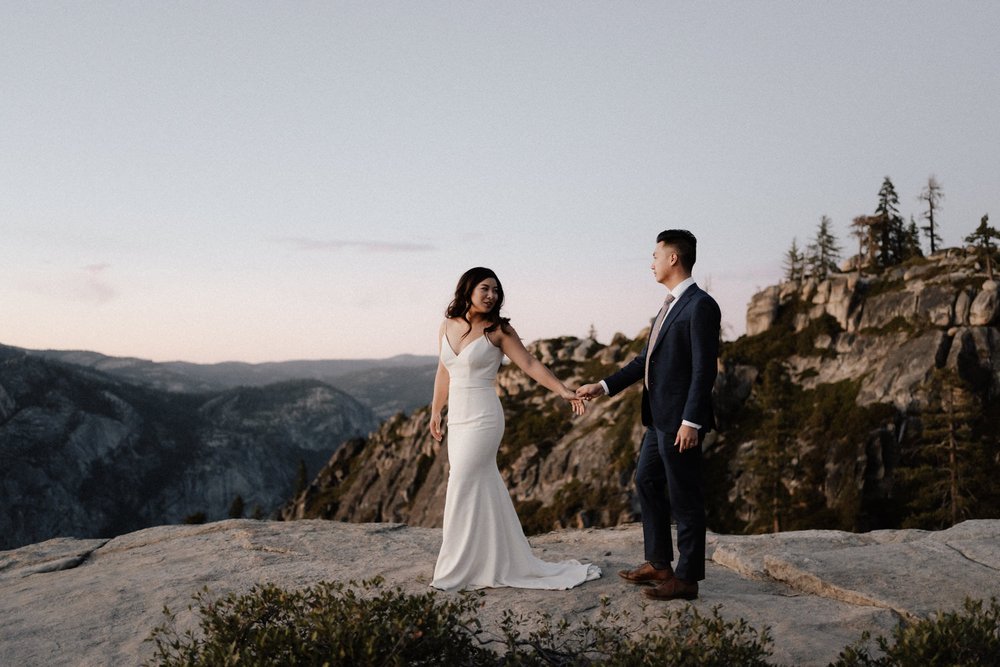 Yosemite+USA+Elopement+Wedding+Bulb+Creative-20.jpg