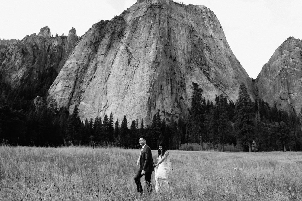 Yosemite+USA+Elopement+Wedding+Bulb+Creative-30.jpg