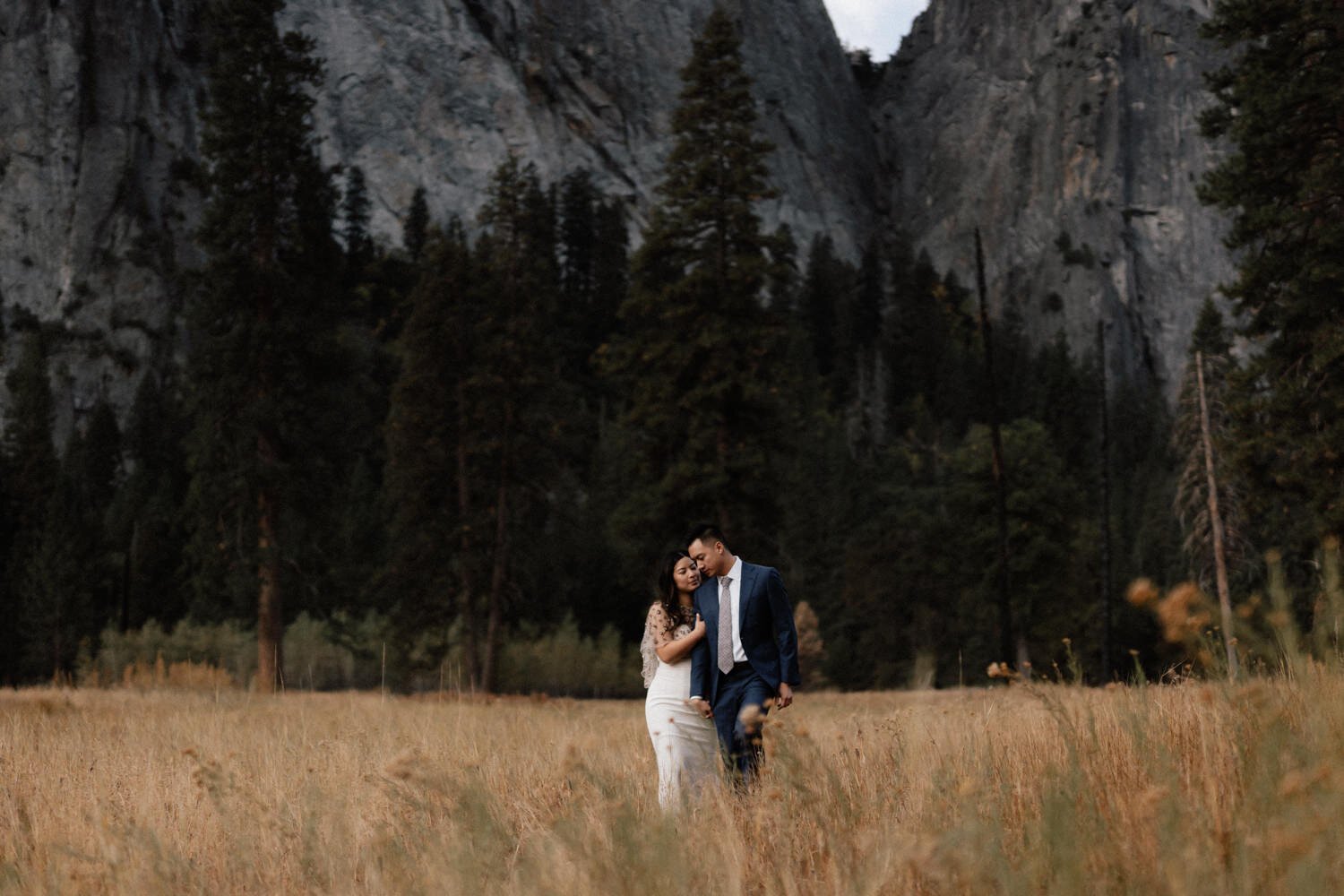 Yosemite+USA+Elopement+Wedding+Bulb+Creative-35.jpg