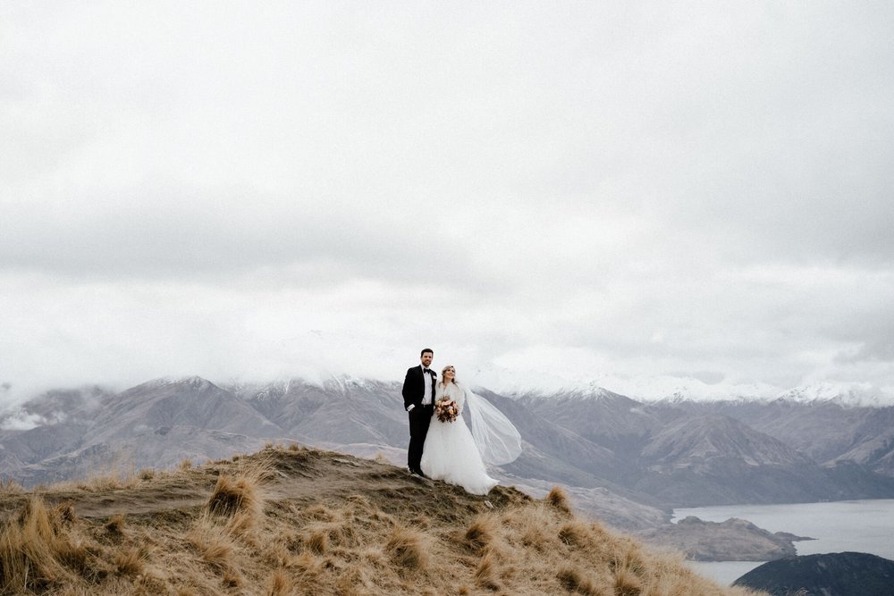 Wanaka+Queenstown+wedding+elopement+bulb+creative-49.jpg