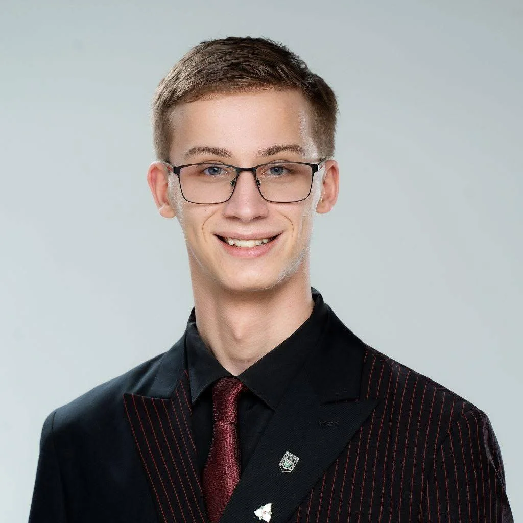 Tanner Evan Bergsma [they/them]