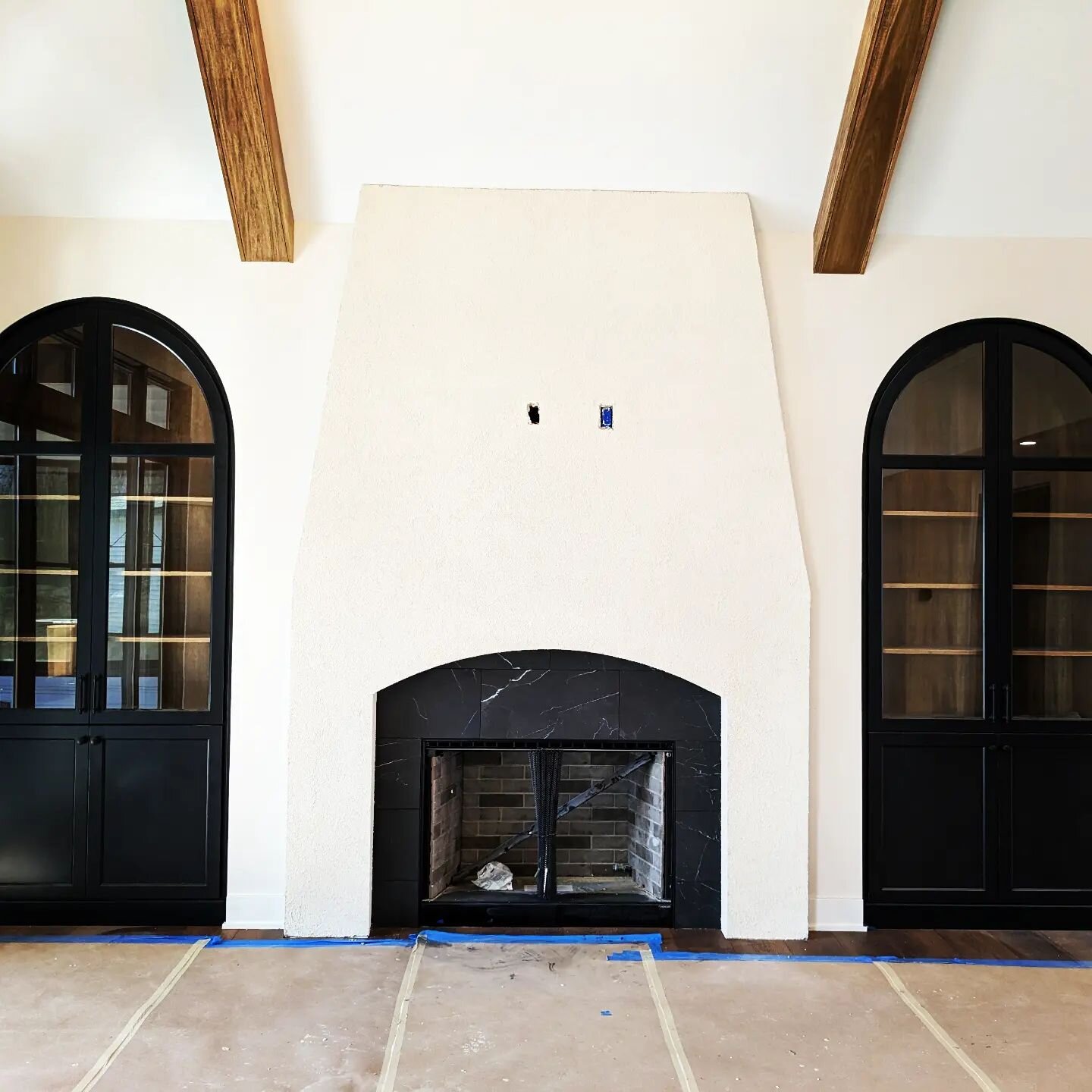 This is a stucco-esque system that we installed on this modern fireplace. It is something unique that is starting to take root in our area and it can be installed with a wide variety of colors