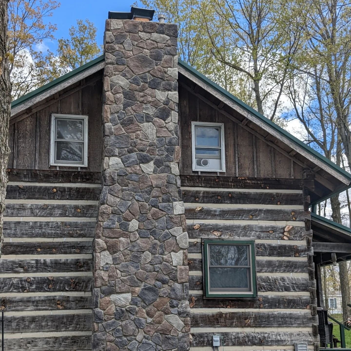 We installed stone onto this chimney using manufactured stone veneer.

Check out the time lapse of this project on our YouTube channel! https://youtu.be/QDHduiha1_s