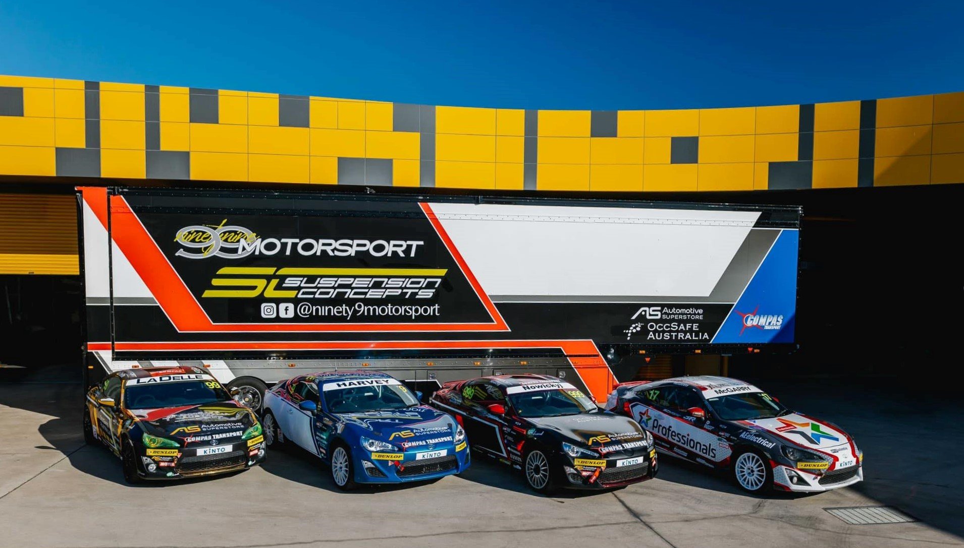 Official site of race team 99motorsport