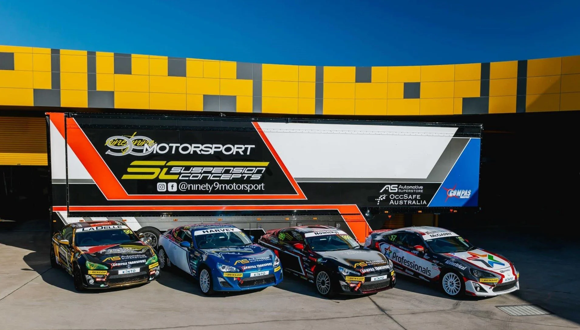 Official site of race team 99motorsport