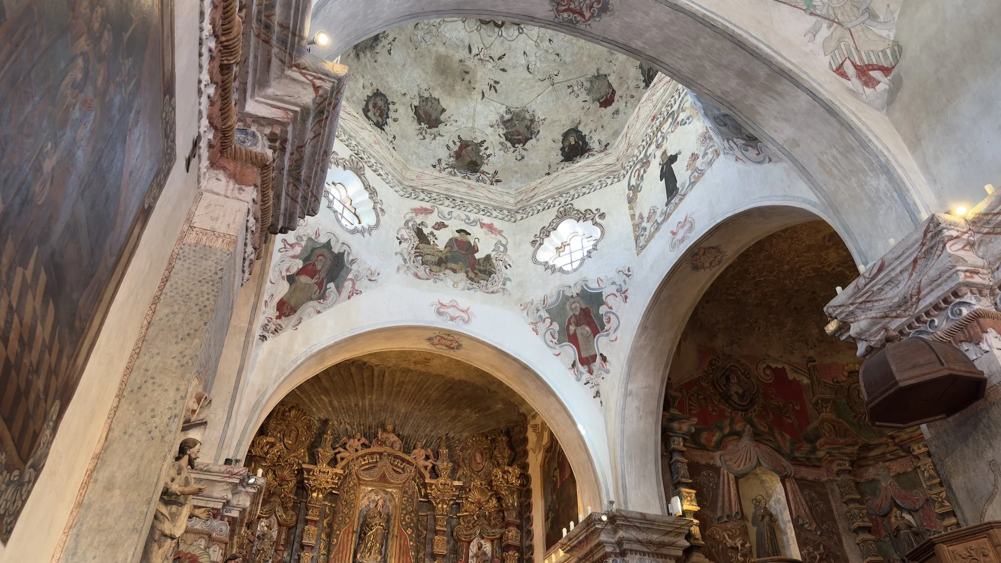 San Xavier del Bac 03.jpeg