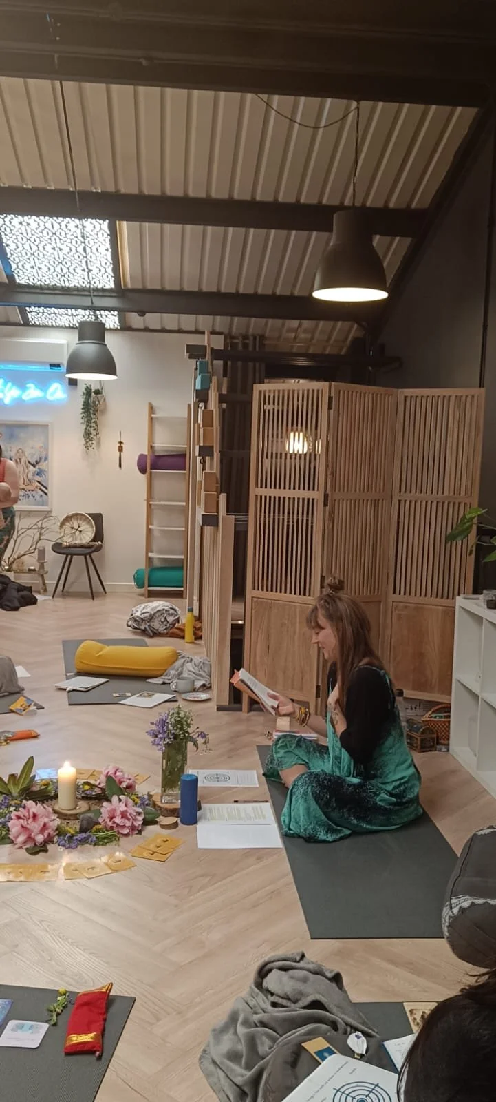 Seasonal motherhood wellbeing