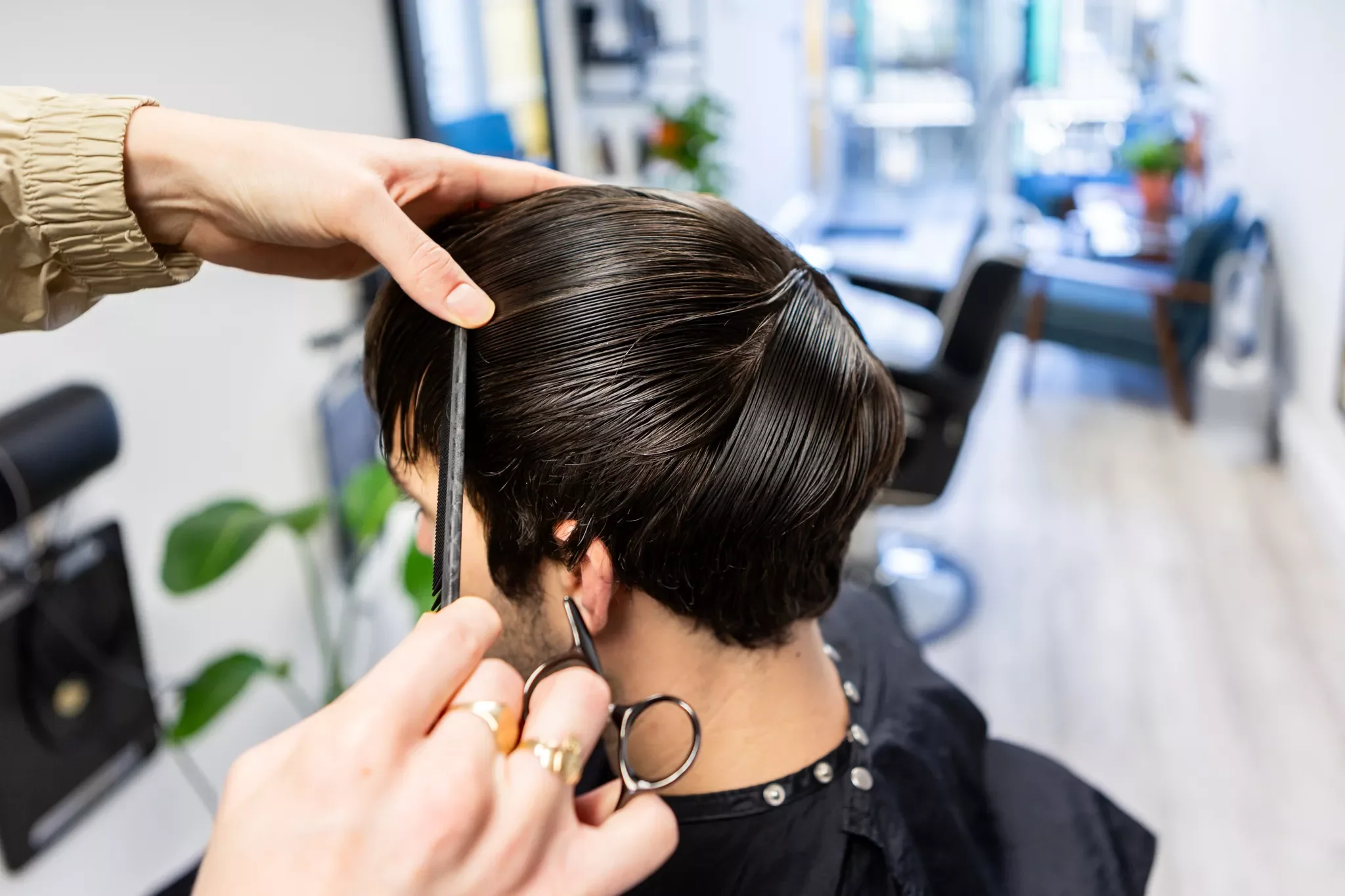 Thinning hair, confident style: smart cuts and subtle fixes for fine hair
