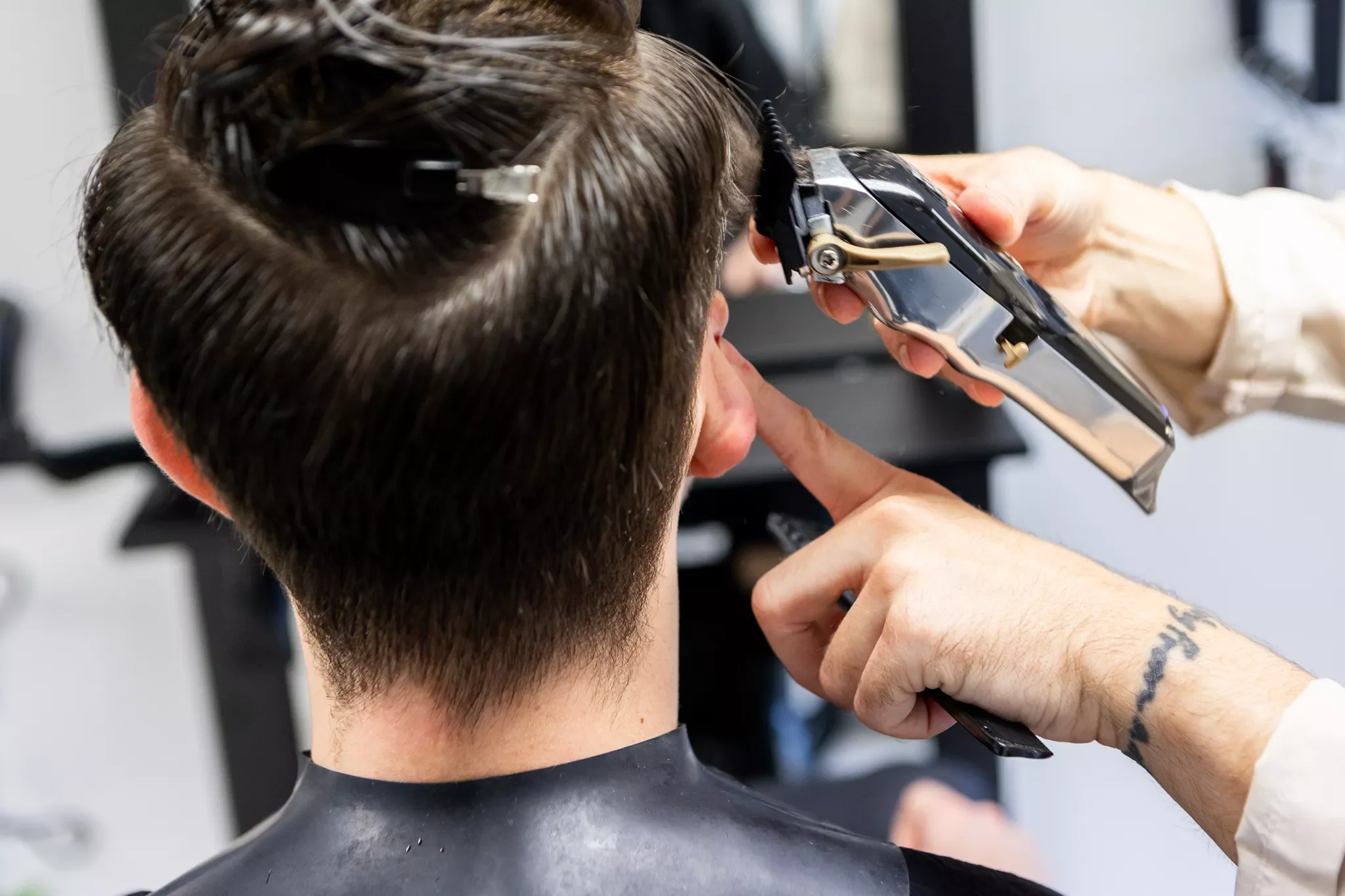 Buzz cuts,tapers and guard guides : find your best short summer cut