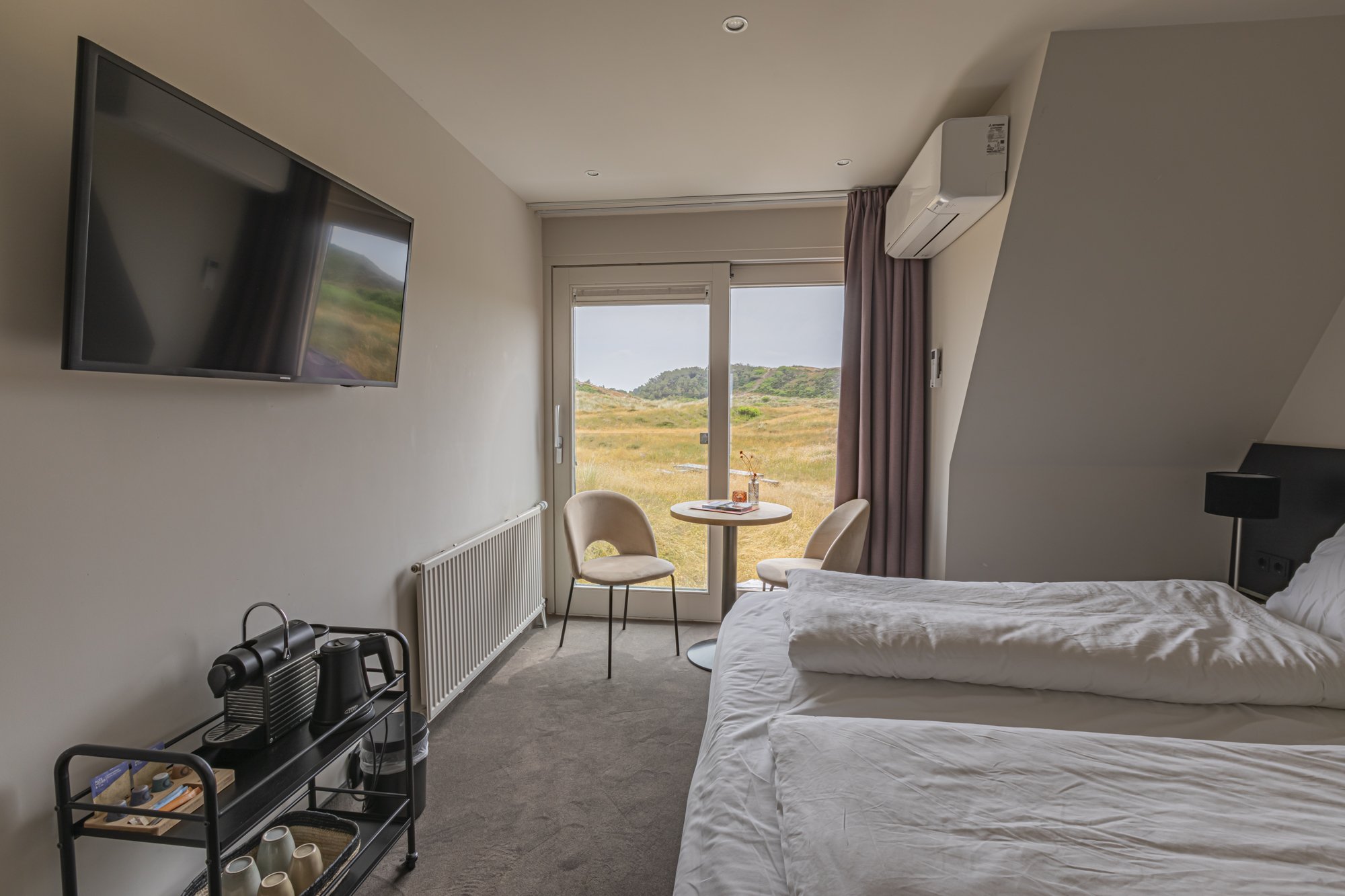 Strandhotel-Camperduin-twopers-duinkamer-view-w.jpg