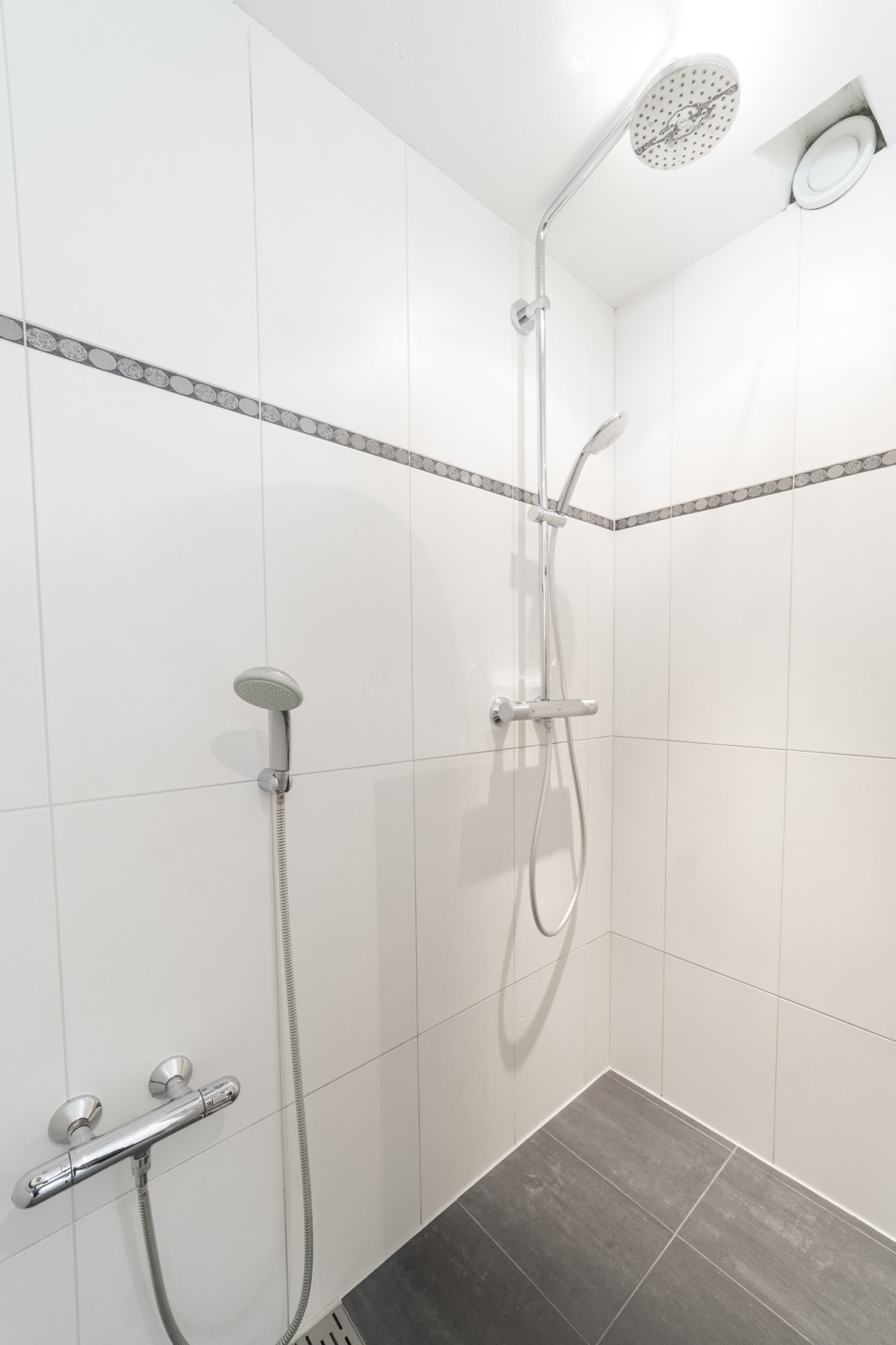 Strandhotel-camperduin-duinen-juniorsuite-douche-w.jpg