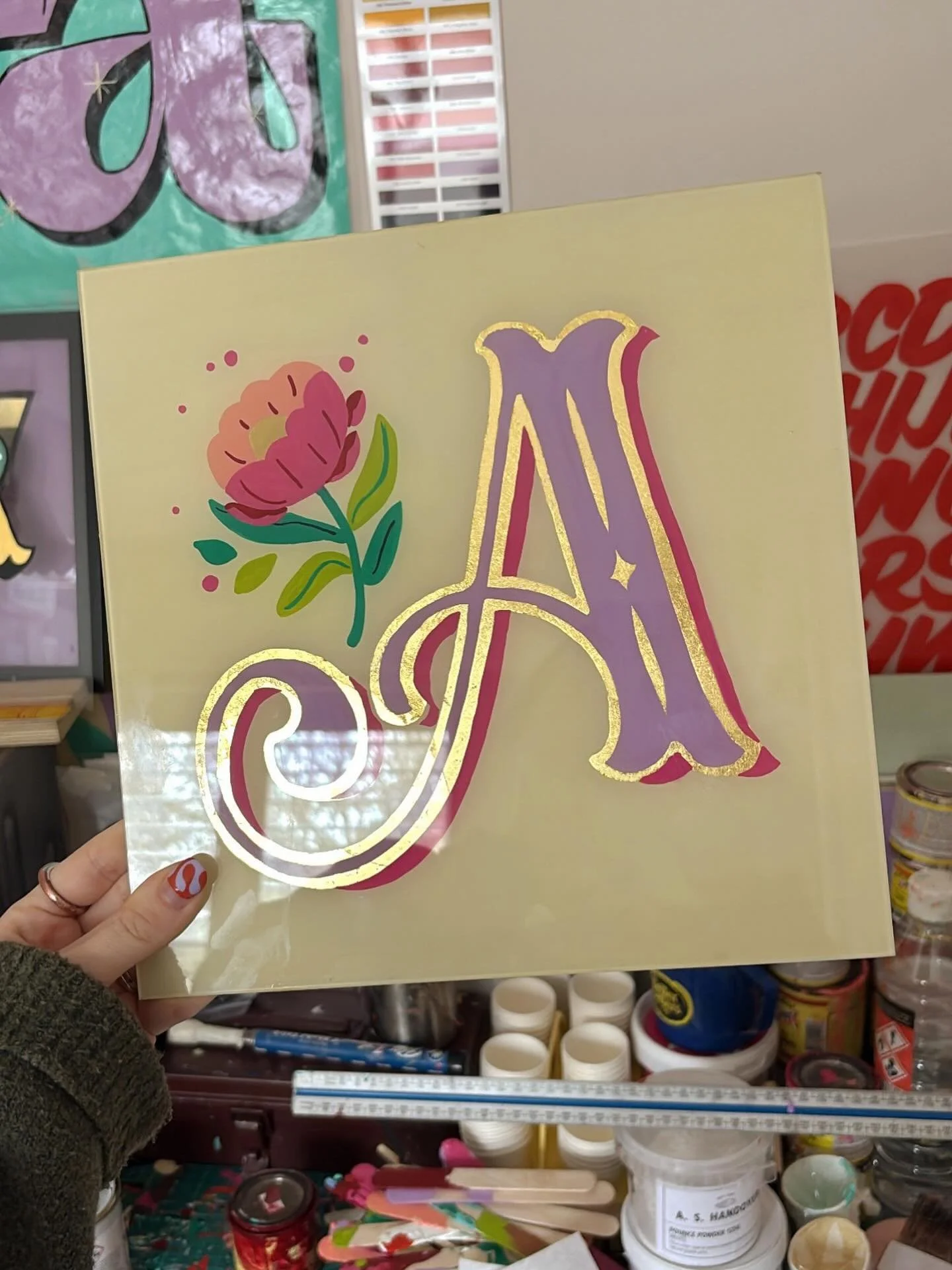 Recent oil gilding practice 😊

#oilgilding #goldleaf #signpaintingpractice