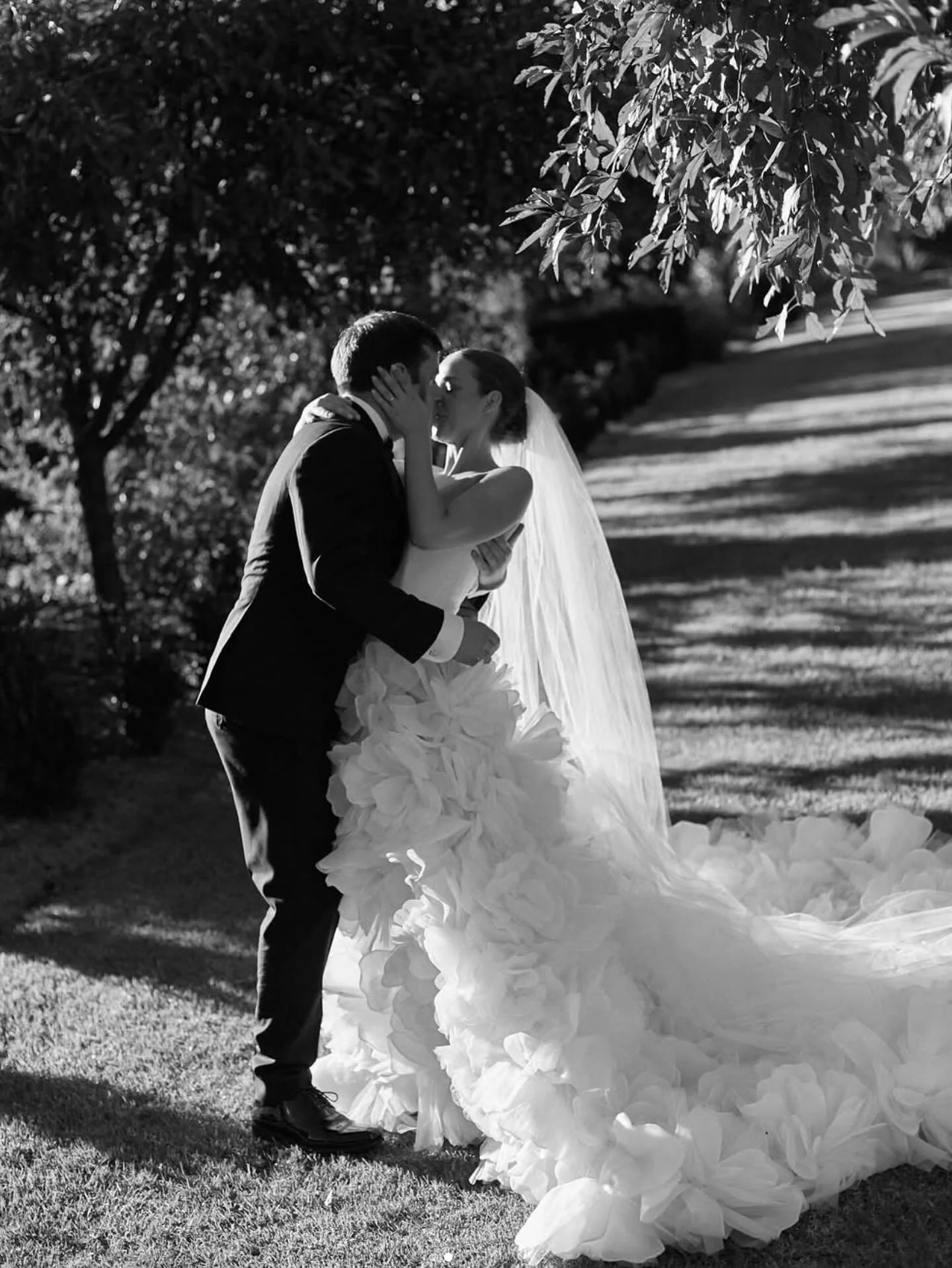 Yasmin &amp; Denis ✨ Their day was filled with so much love and happiness, we wish we could relive it again! 

📸 @mattjohnsonweddings