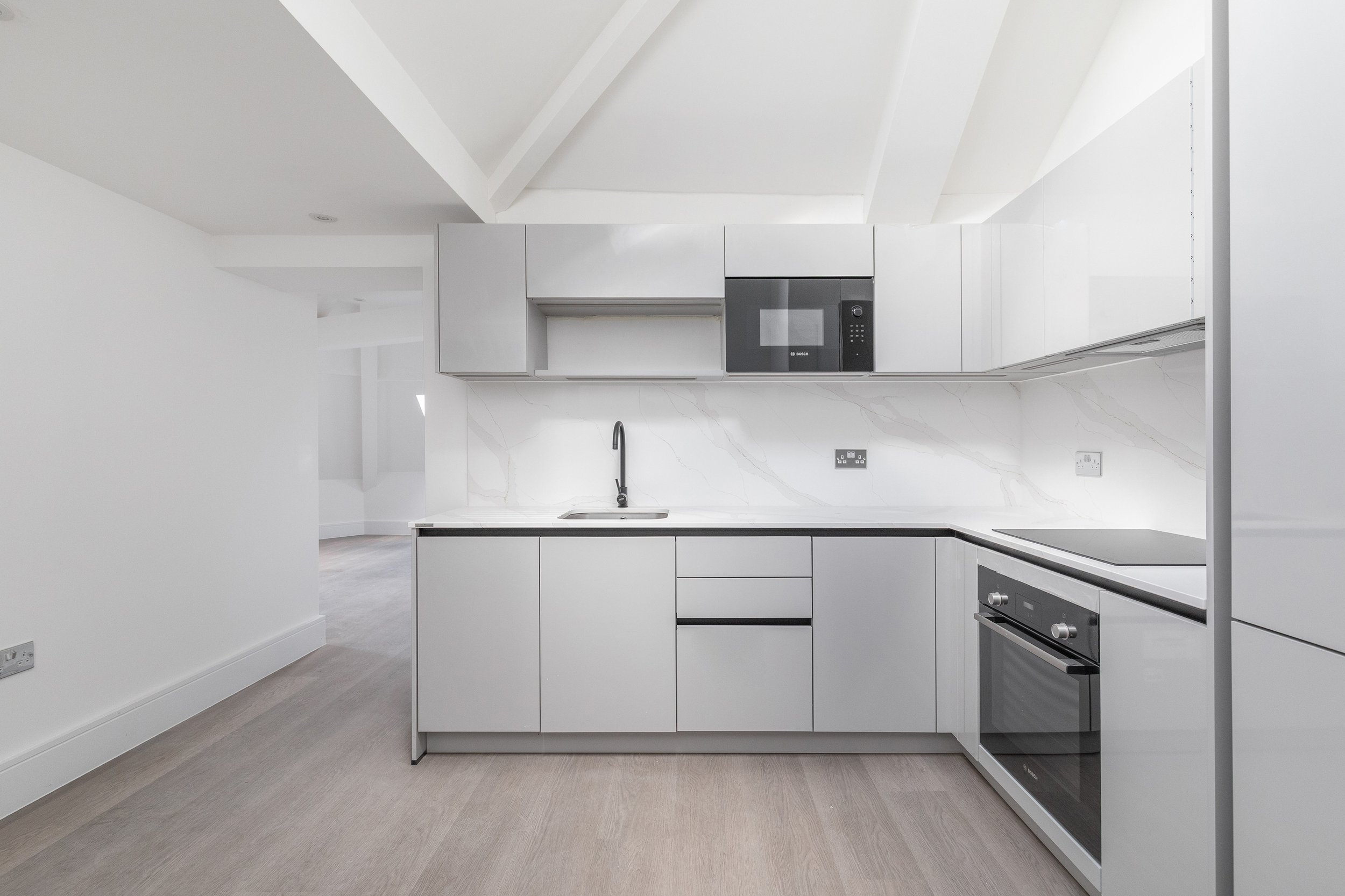 Apartment 7 - Kitchen/Dining