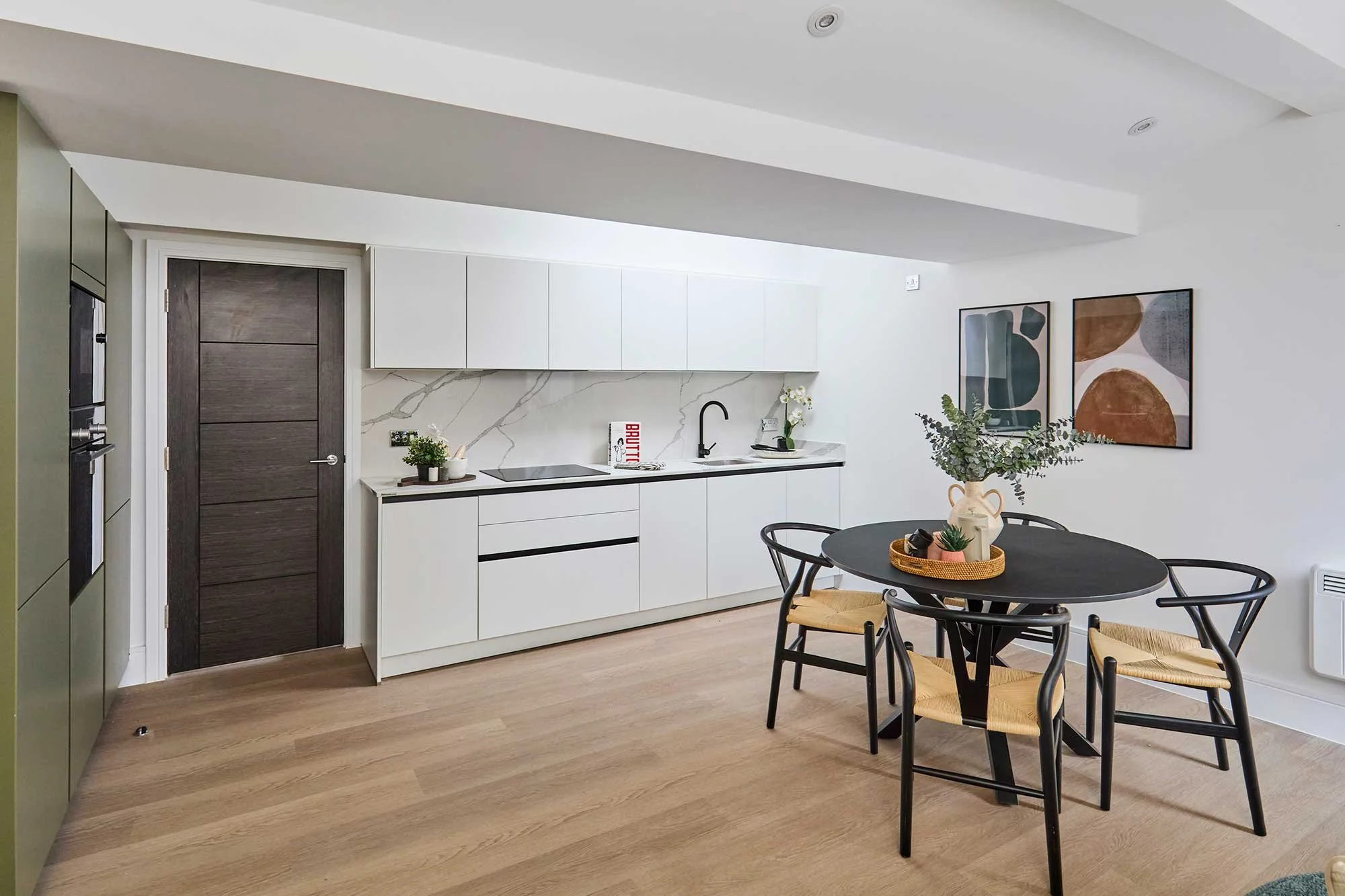 Apartment 9 - Kitchen/Dining